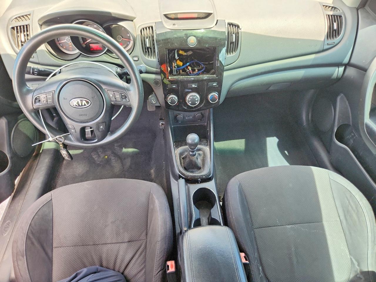 2011 Kia Forte Koup Ex Gray vin: KNAFU6A28B5370374