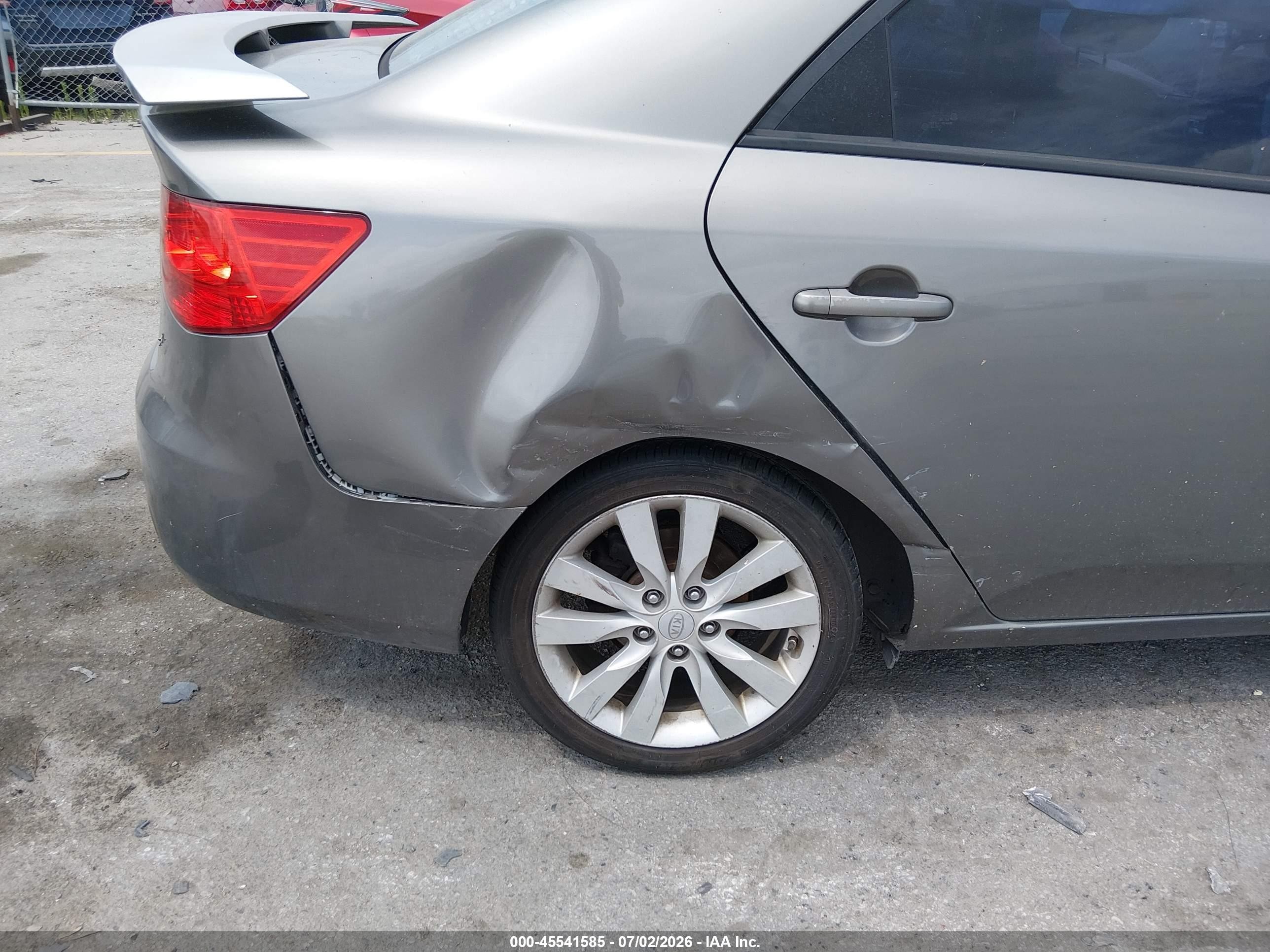 2010 Kia Forte Sx Gold vin: KNAFW4A33A5049140