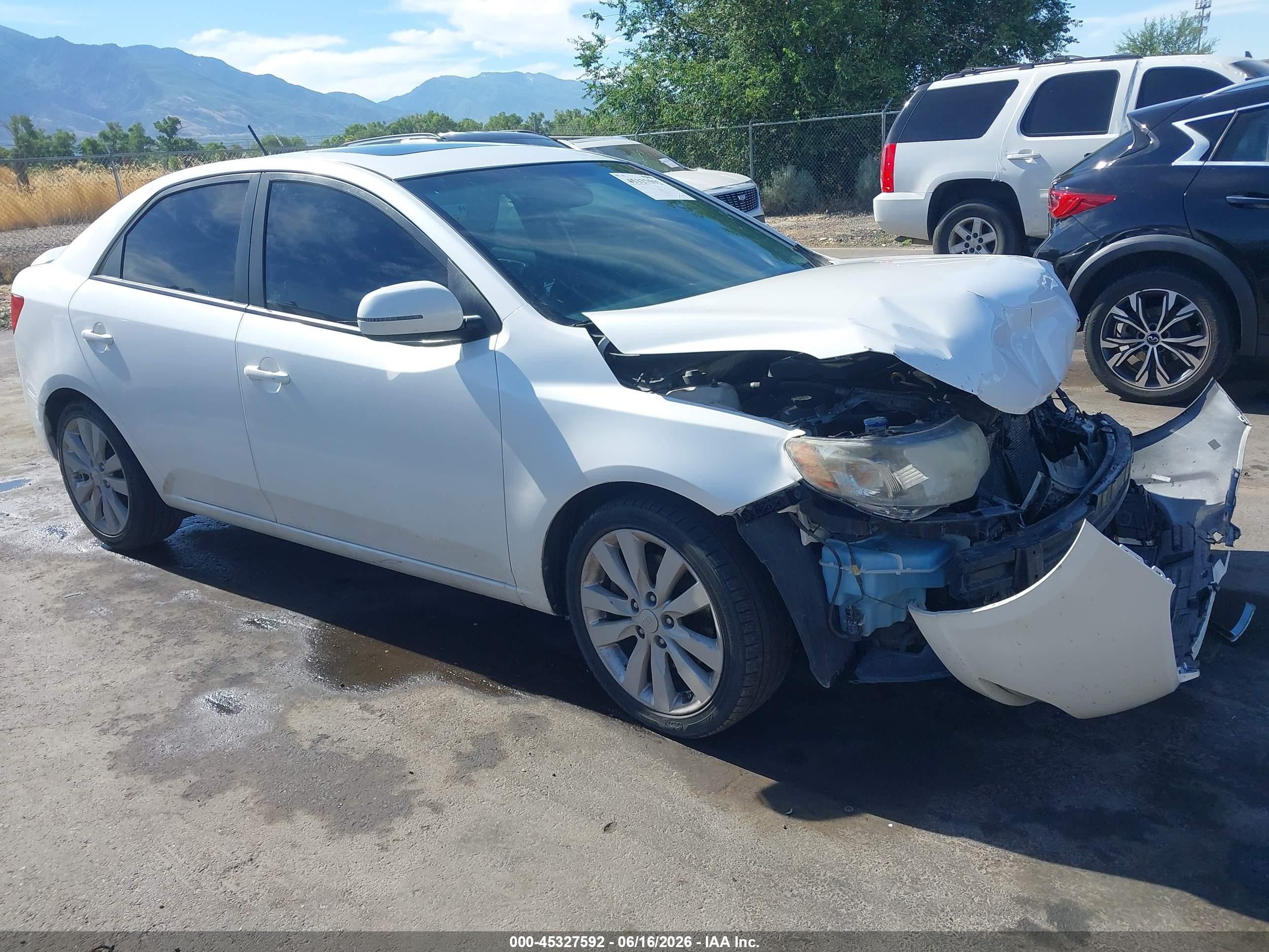 2012 Kia Forte Sx Белый vin: KNAFW4A35C5592573