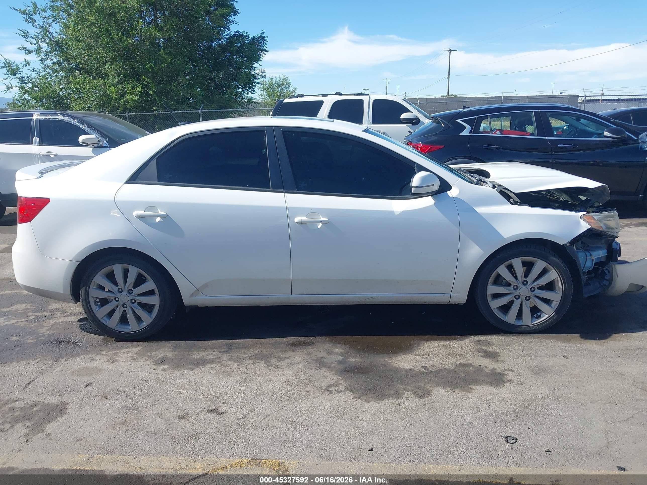 2012 Kia Forte Sx Белый vin: KNAFW4A35C5592573
