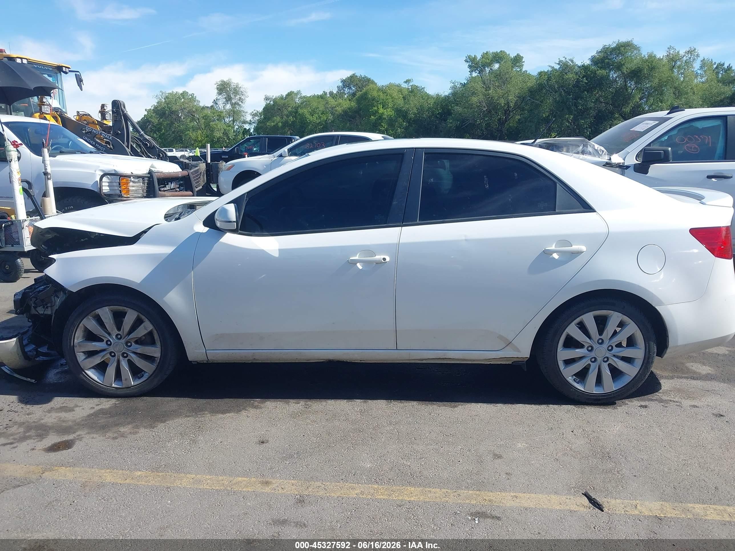 2012 Kia Forte Sx Белый vin: KNAFW4A35C5592573
