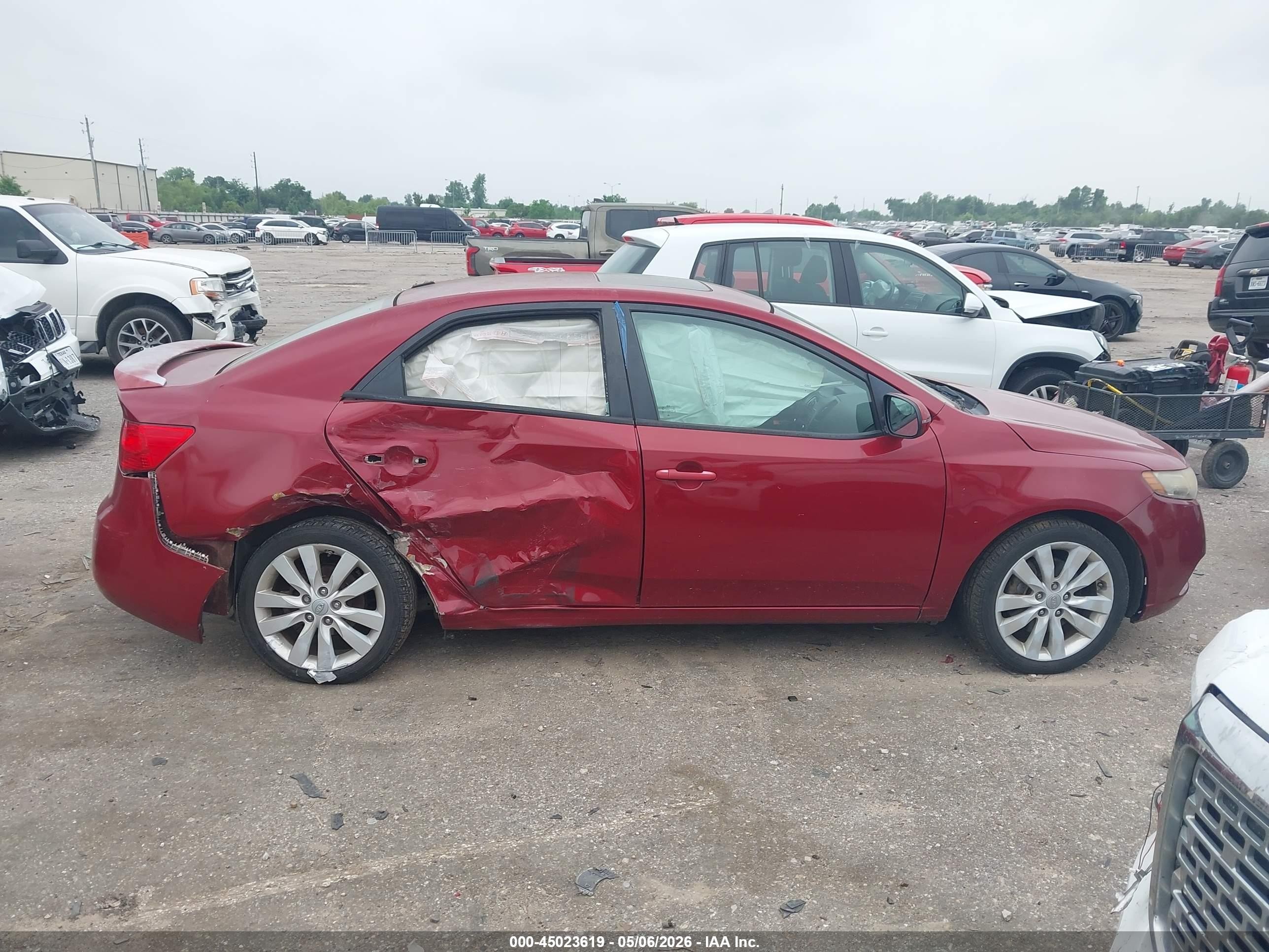 2011 Kia Forte Sx Красный vin: KNAFW4A36B5317308