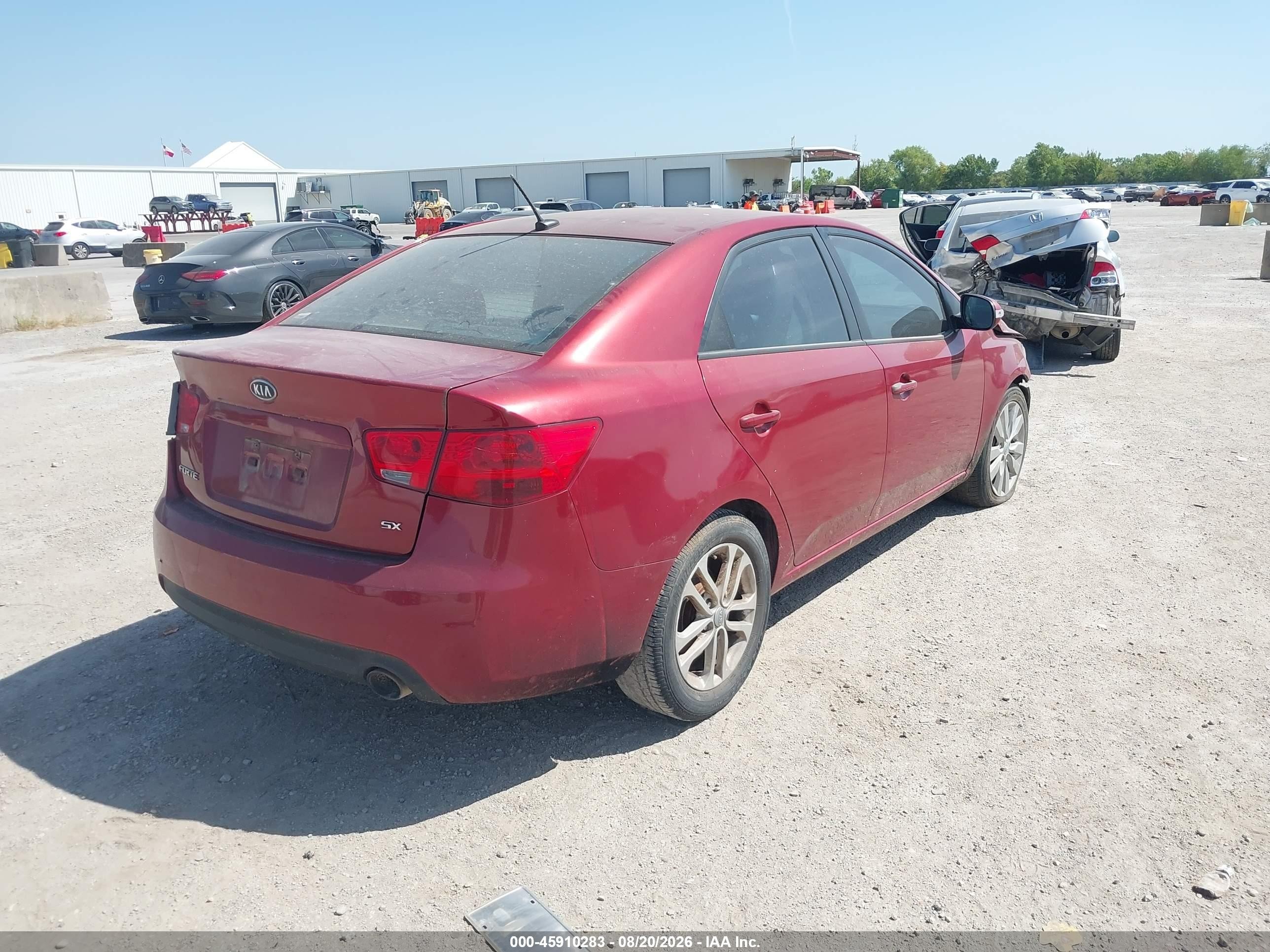 2010 Kia Forte Sx Burgundy vin: KNAFW4A3XA5277653