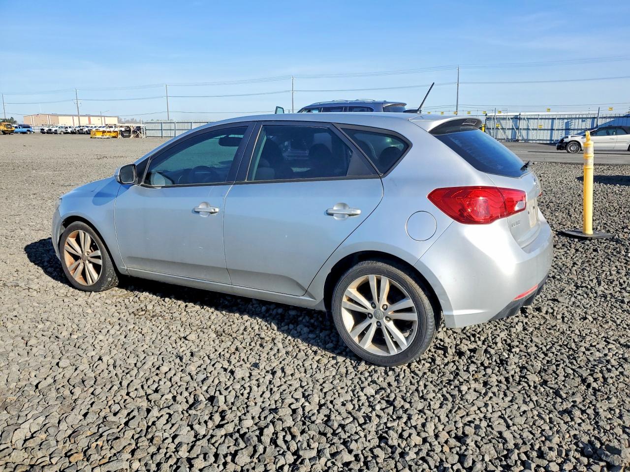 2011 Kia Forte5 Sx Silver vin: KNAFW5A32B5330028