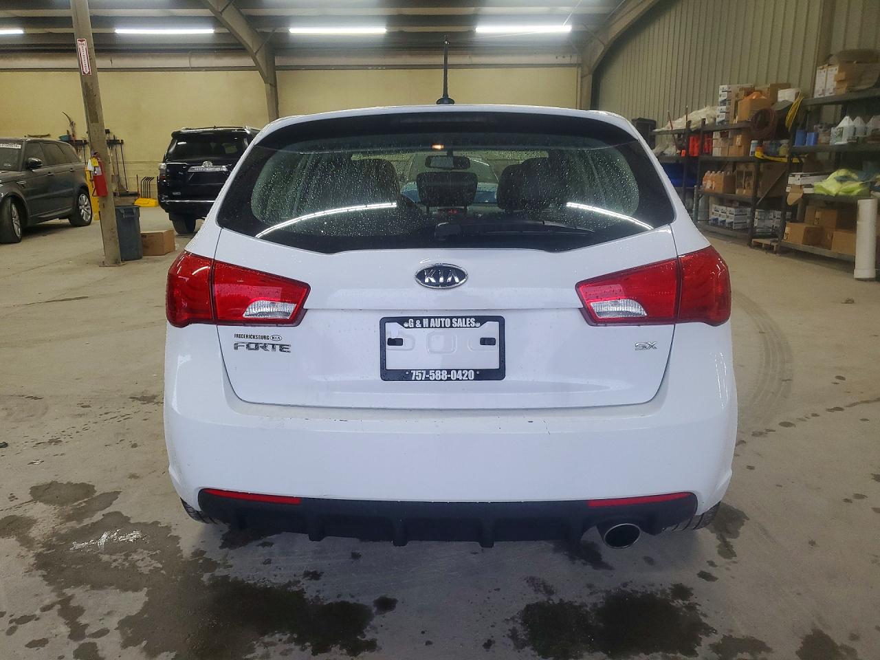 2011 Kia Forte5 Sx White vin: KNAFW5A33B5408817