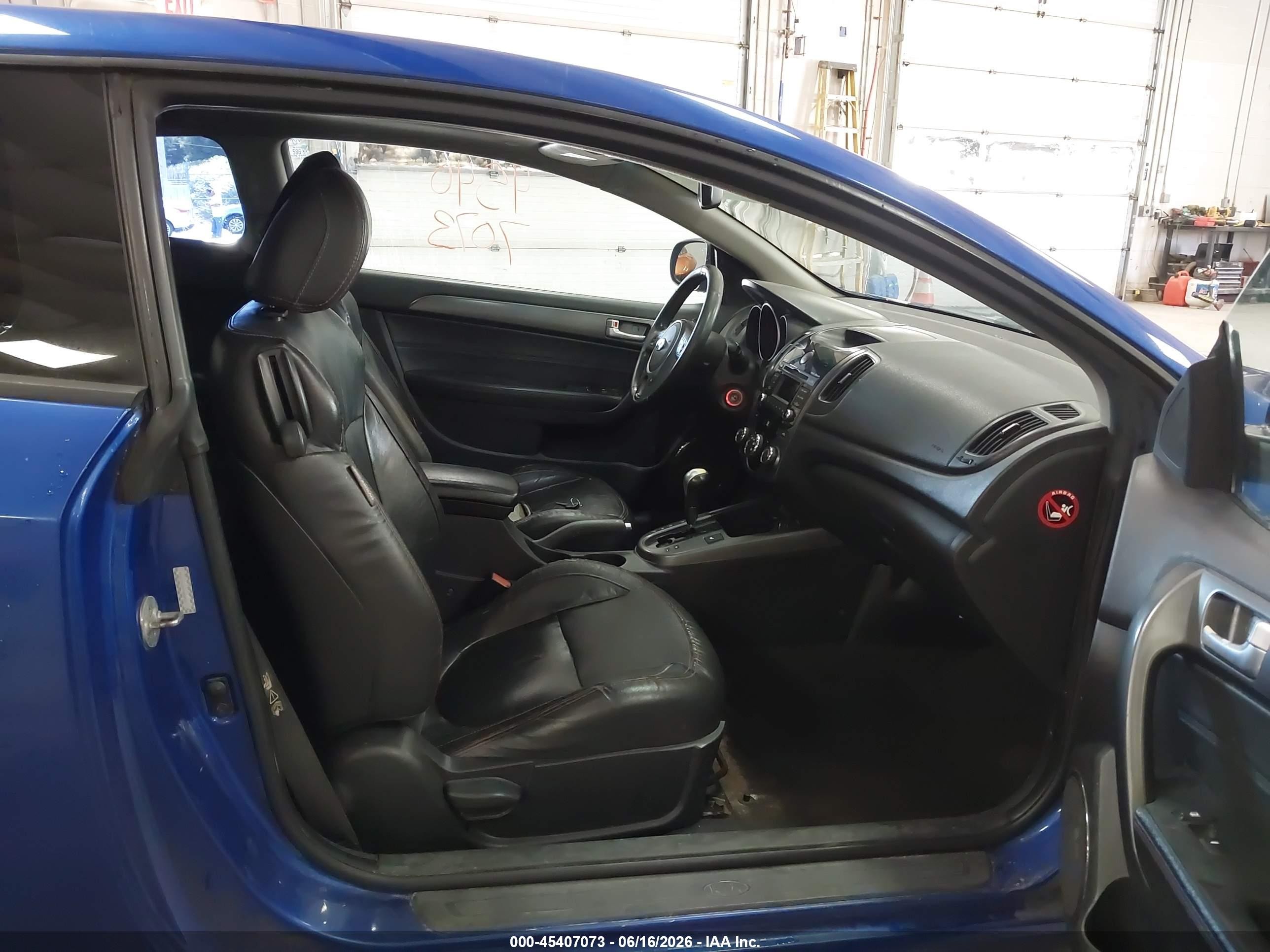 2010 Kia Forte Koup Sx Blue vin: KNAFW6A30A5179159