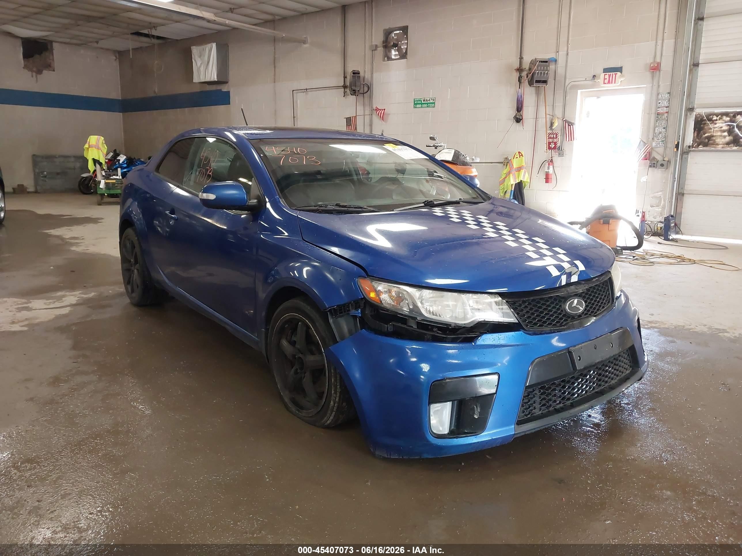 2010 Kia Forte Koup Sx Blue vin: KNAFW6A30A5179159