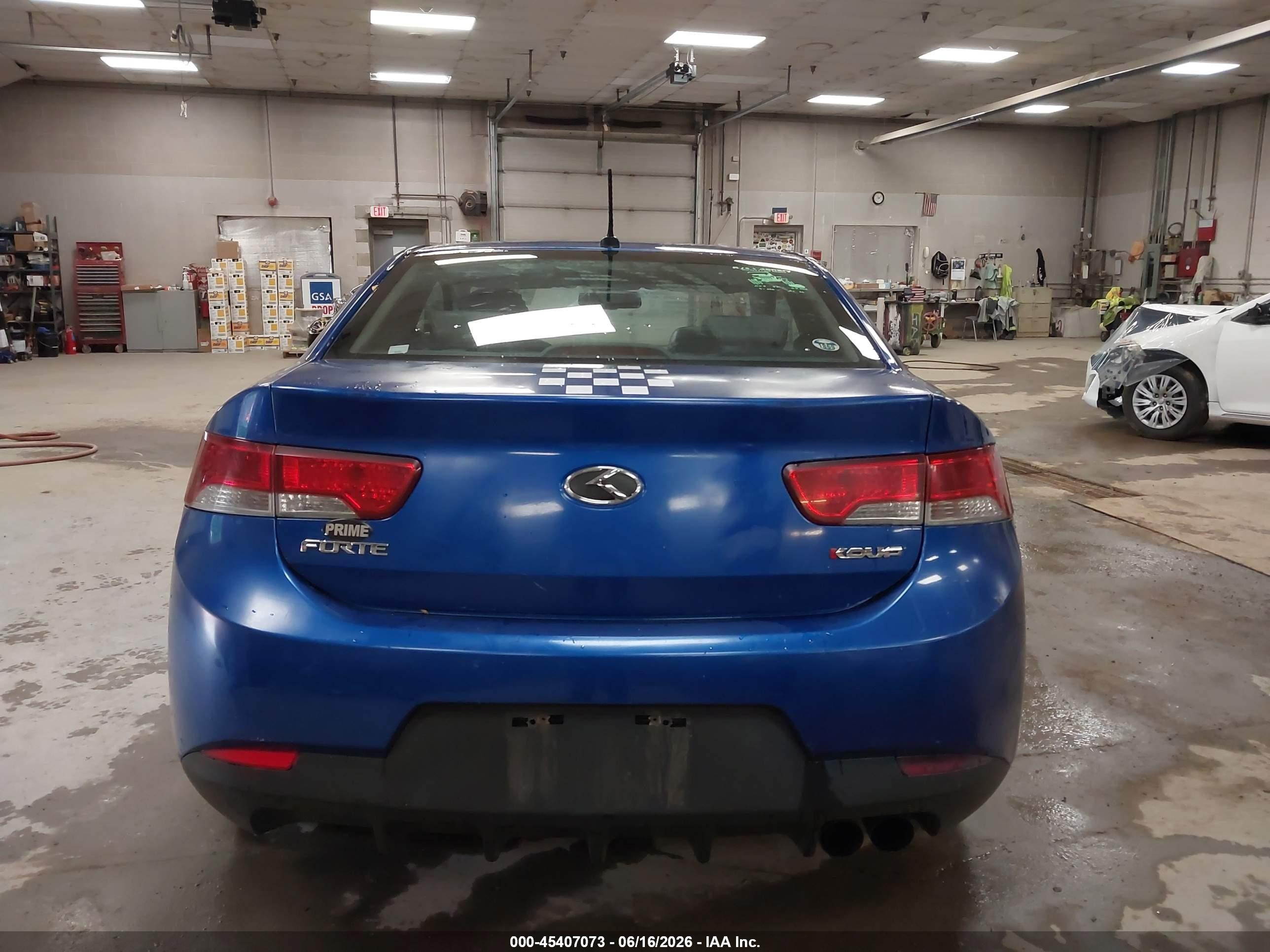 2010 Kia Forte Koup Sx Blue vin: KNAFW6A30A5179159