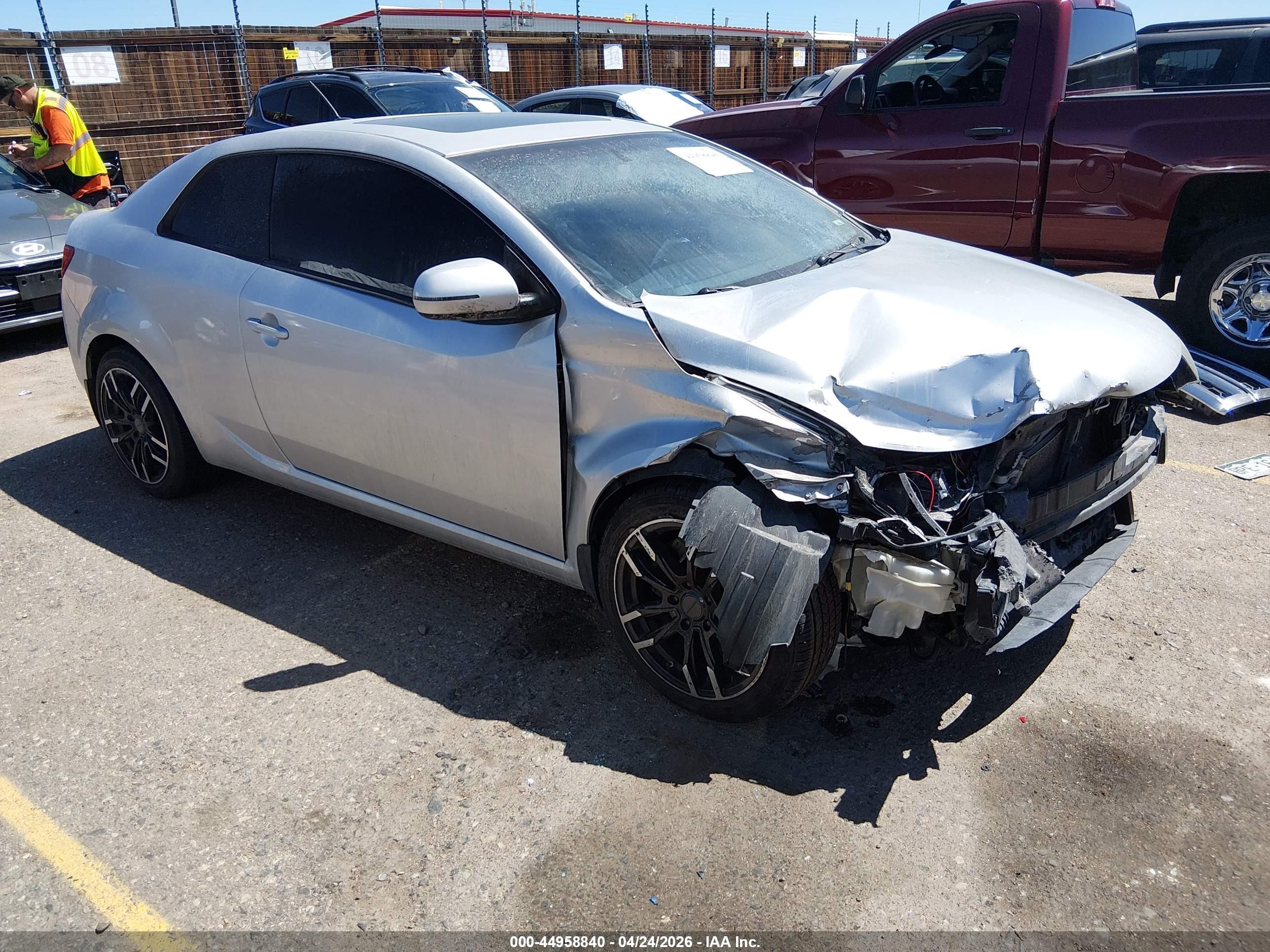 2011 Kia Forte Koup Sx Серебряный vin: KNAFW6A32B5377680