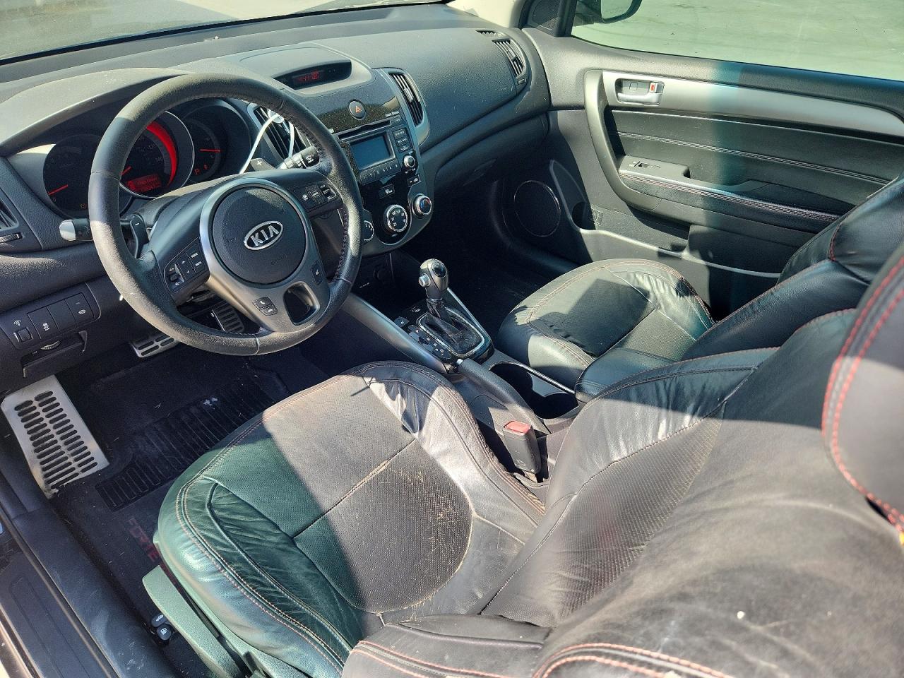 2011 Kia Forte Koup Sx Черный vin: KNAFW6A32B5431382
