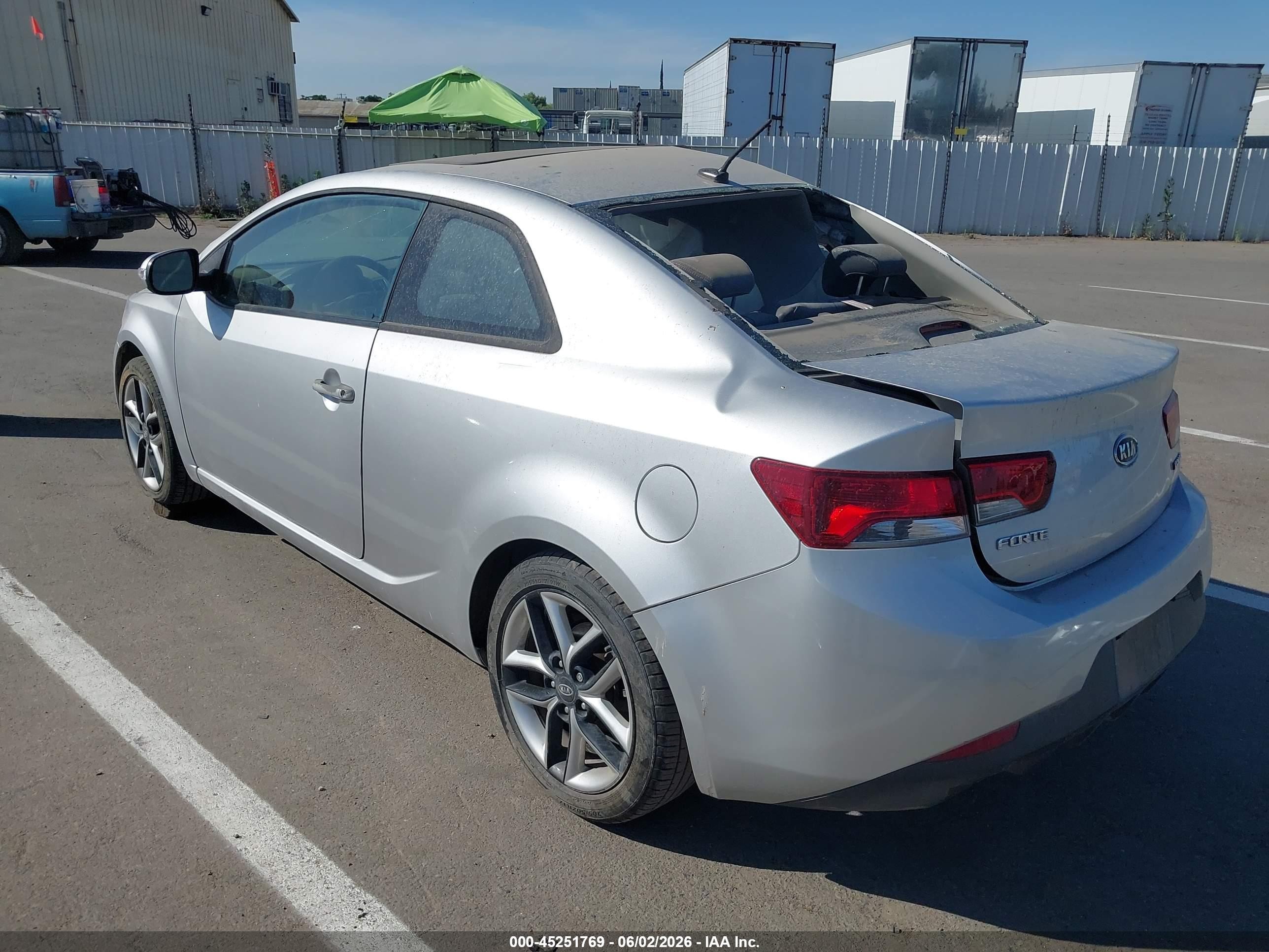 2010 Kia Forte Koup Sx Silver vin: KNAFW6A35A5249447