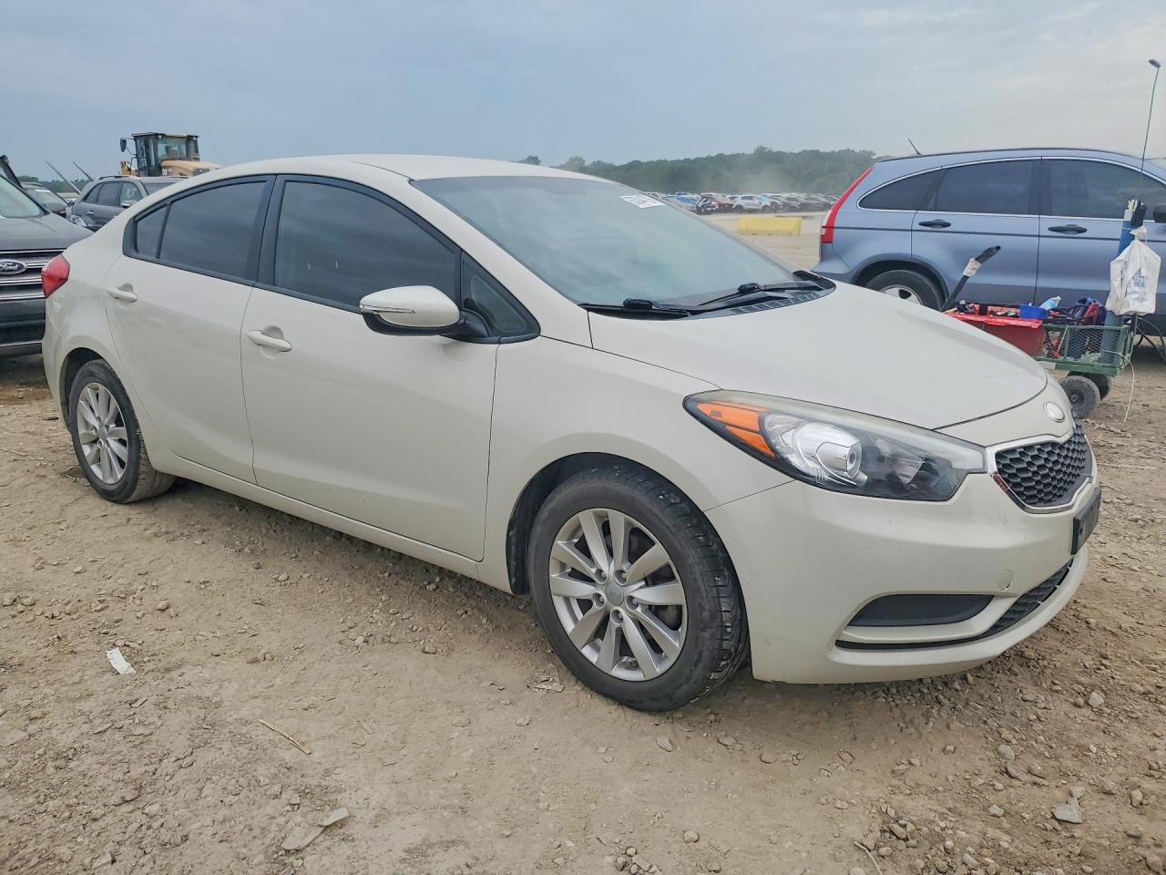 2014 Kia Forte Lx Cream vin: KNAFX4A60E5063610
