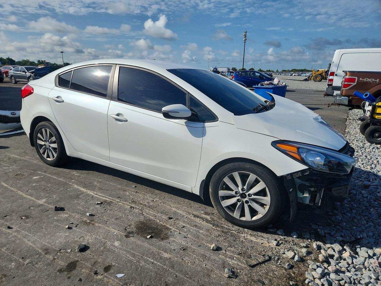 2014 Kia Forte Lx White vin: KNAFX4A60E5147958