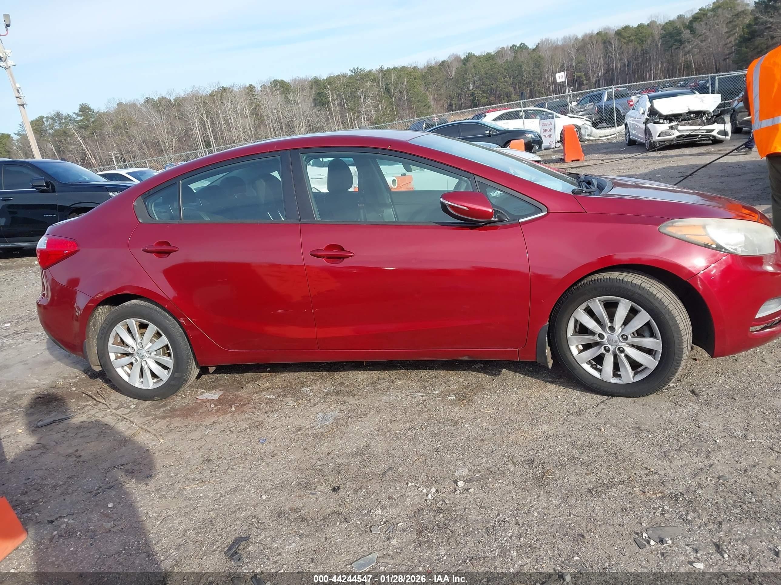 2014 Kia Forte Lx Red vin: KNAFX4A60E5237675