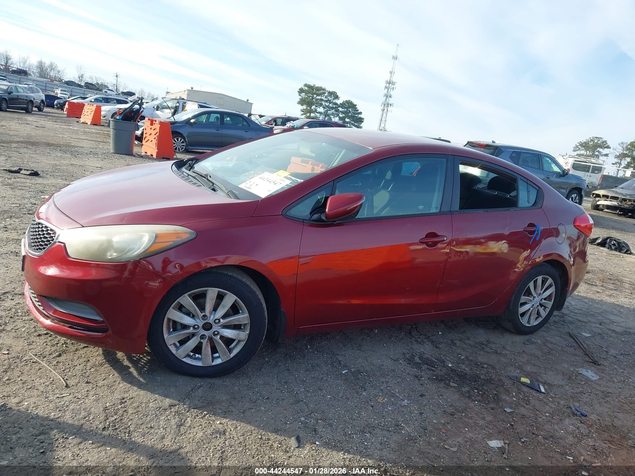 2014 Kia Forte Lx Red vin: KNAFX4A60E5237675