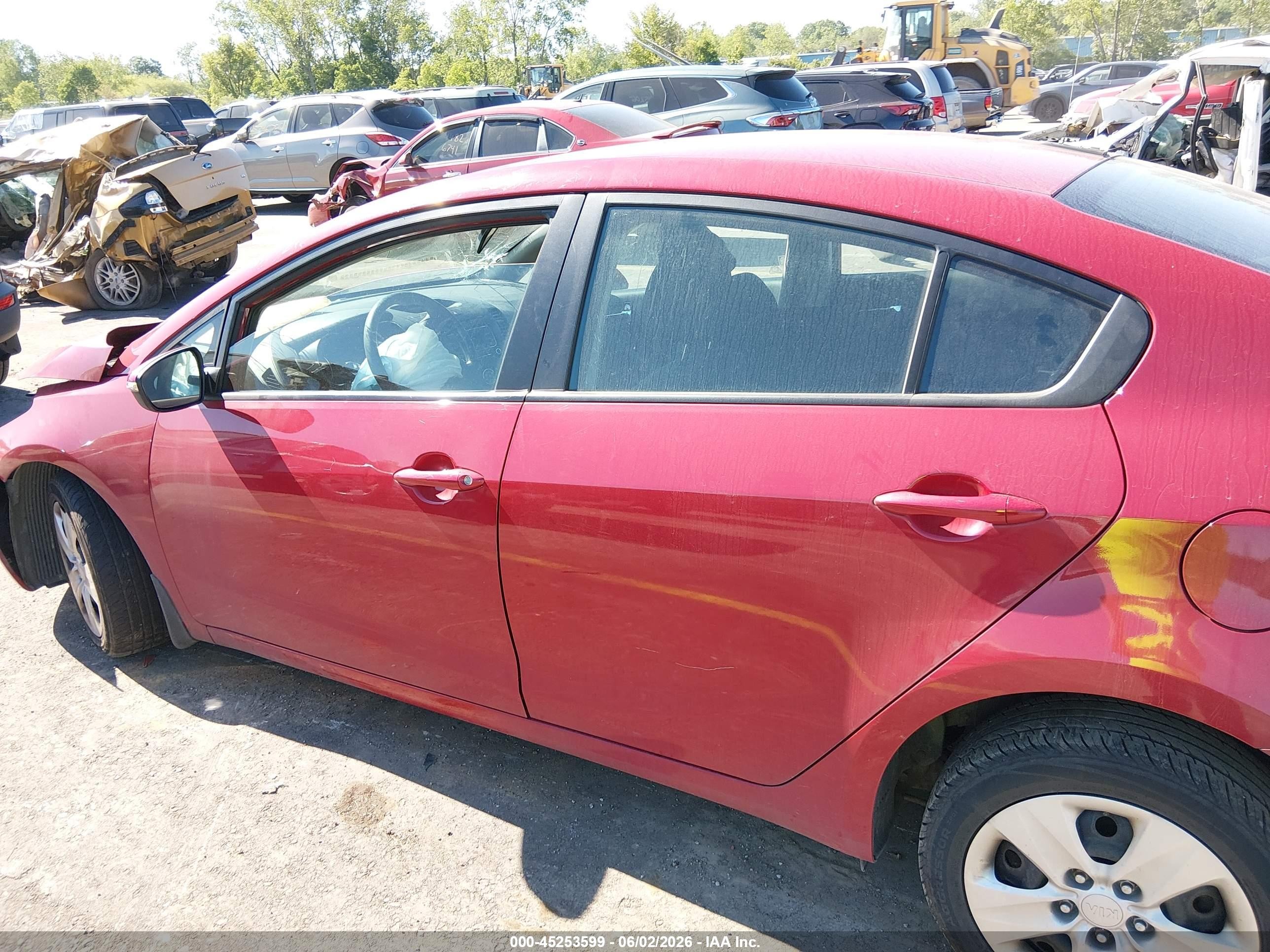2015 Kia Forte Lx Red vin: KNAFX4A61F5332330