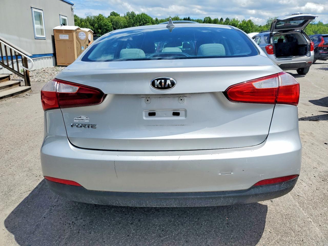 2015 Kia Forte Lx Серебряный vin: KNAFX4A61F5399977