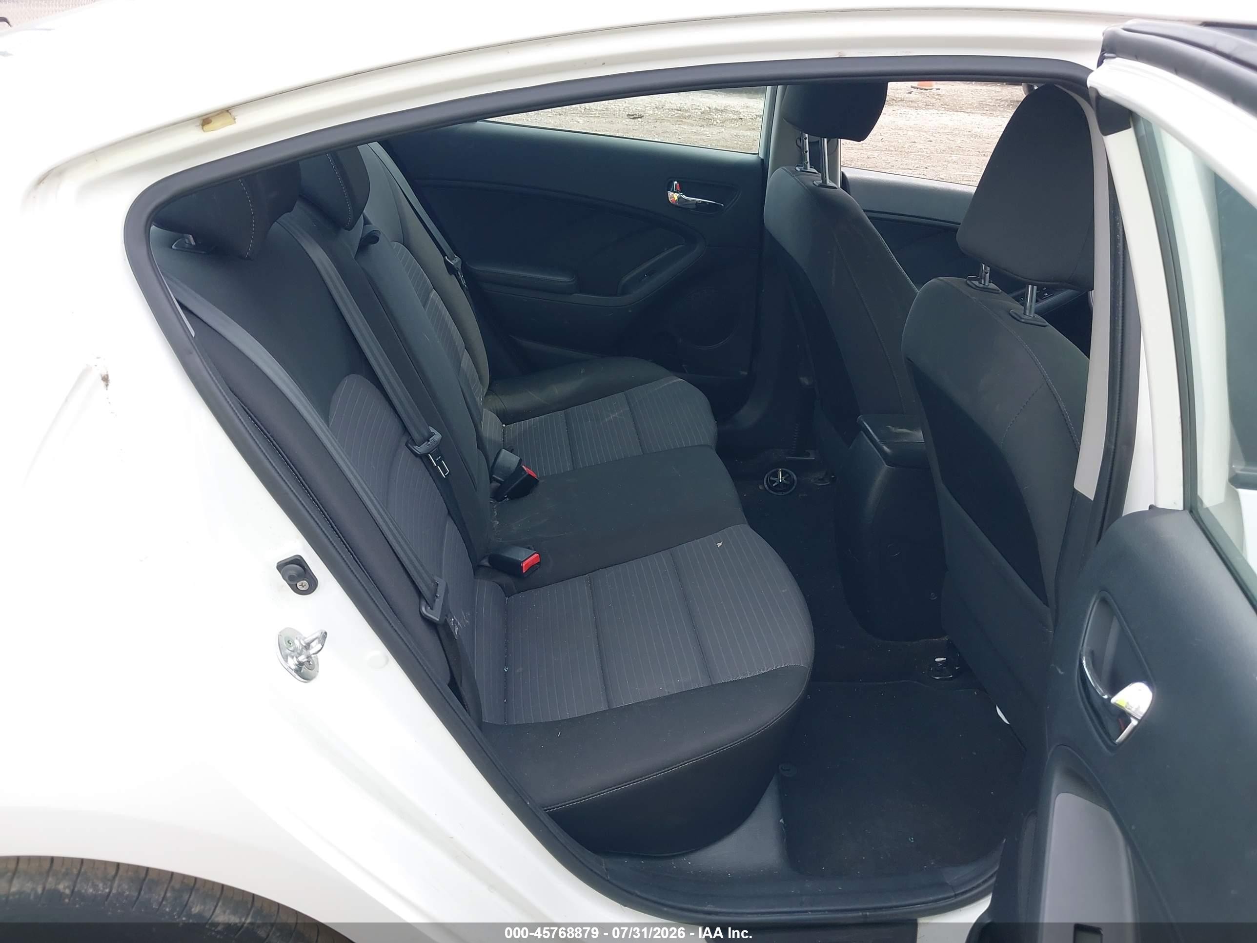 2015 Kia Forte Lx White vin: KNAFX4A62F5401719
