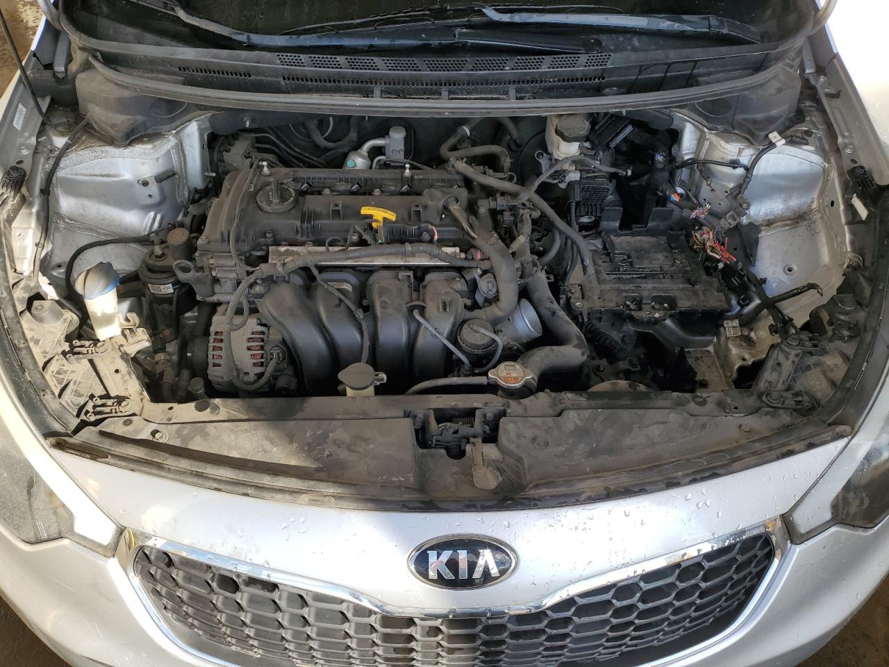 2015 Kia Forte Lx Серебряный vin: KNAFX4A63F5321457