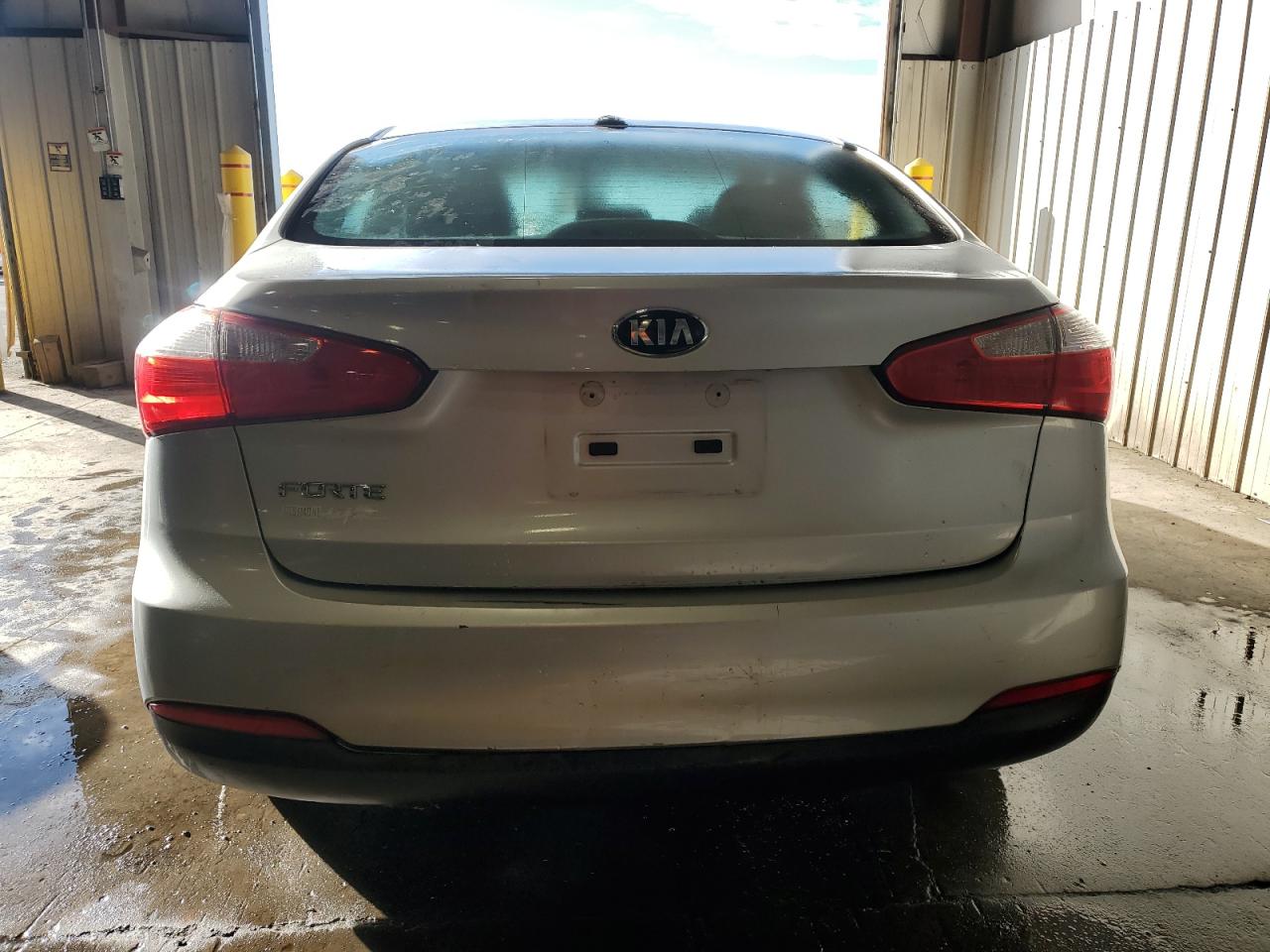 2015 Kia Forte Lx Серебряный vin: KNAFX4A63F5321457