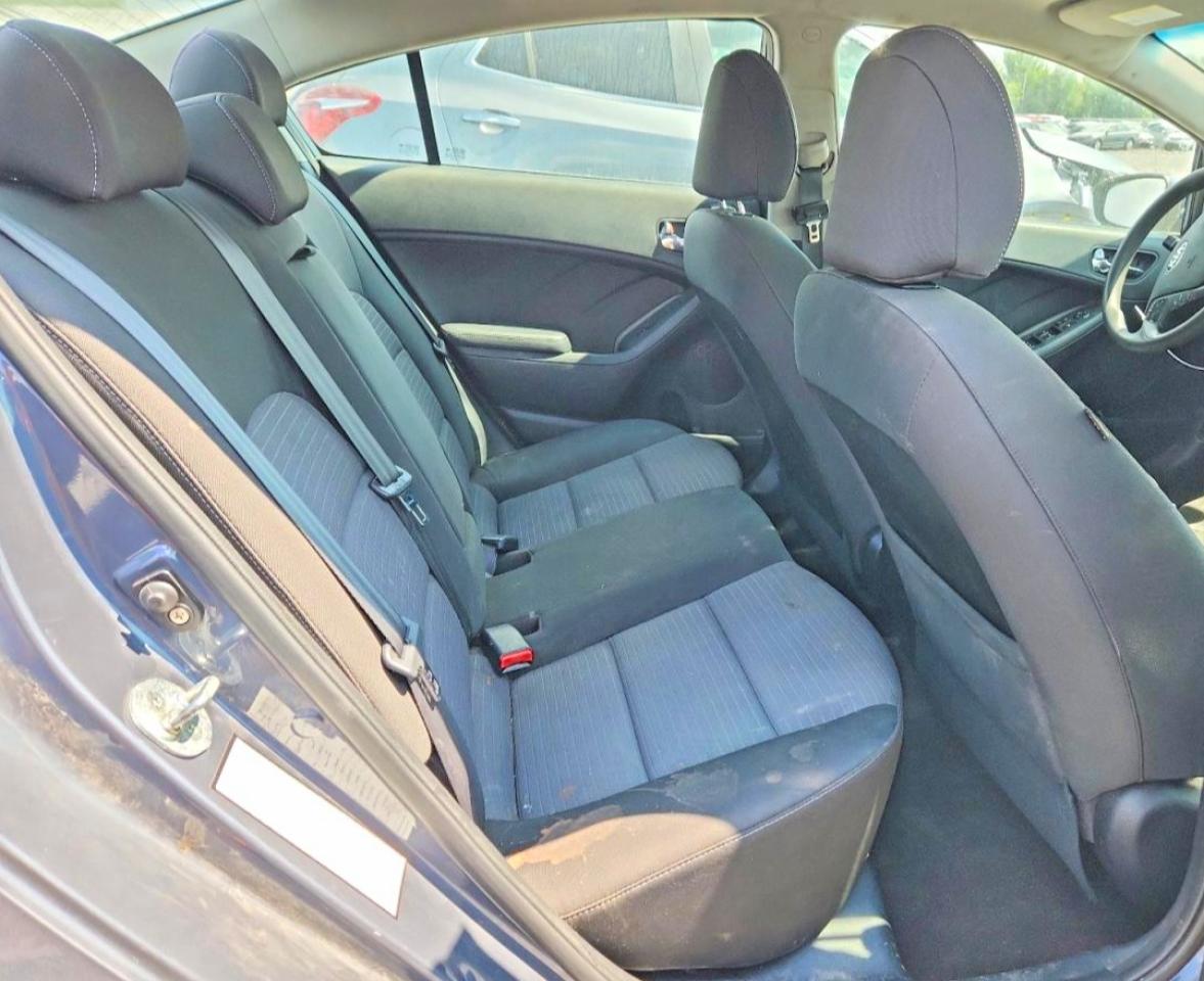 2015 Kia Forte Lx Blue vin: KNAFX4A63F5357259