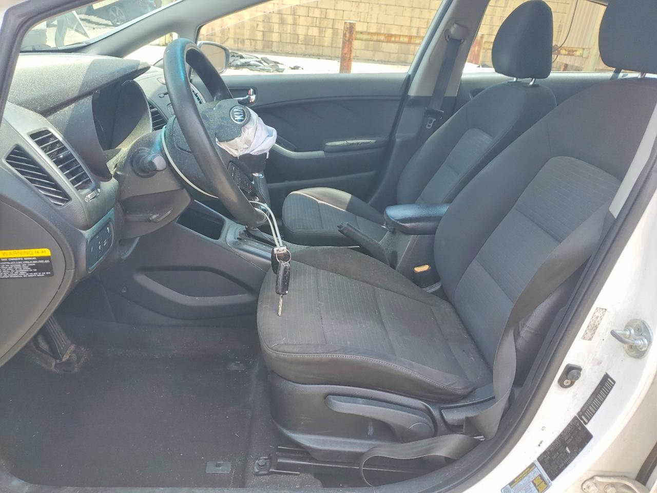 2015 Kia Forte Lx Белый vin: KNAFX4A64F5372837