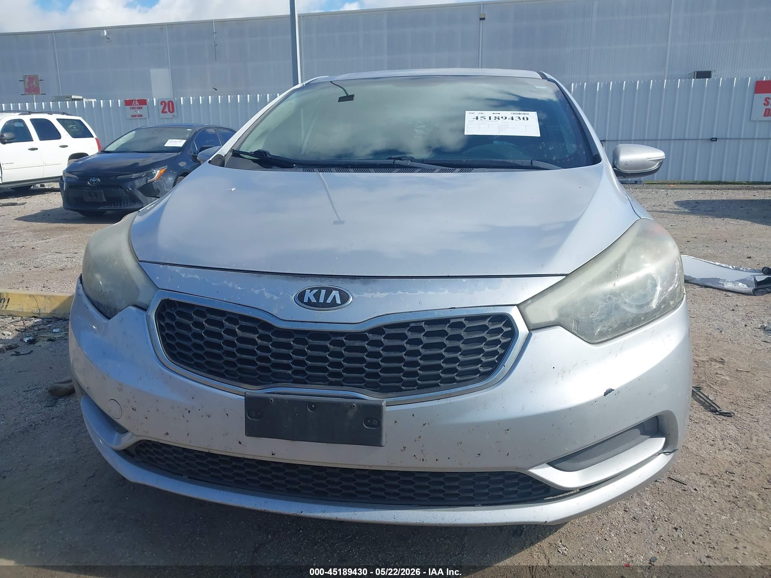 2016 Kia Forte Lx Silver vin: KNAFX4A64G5608775
