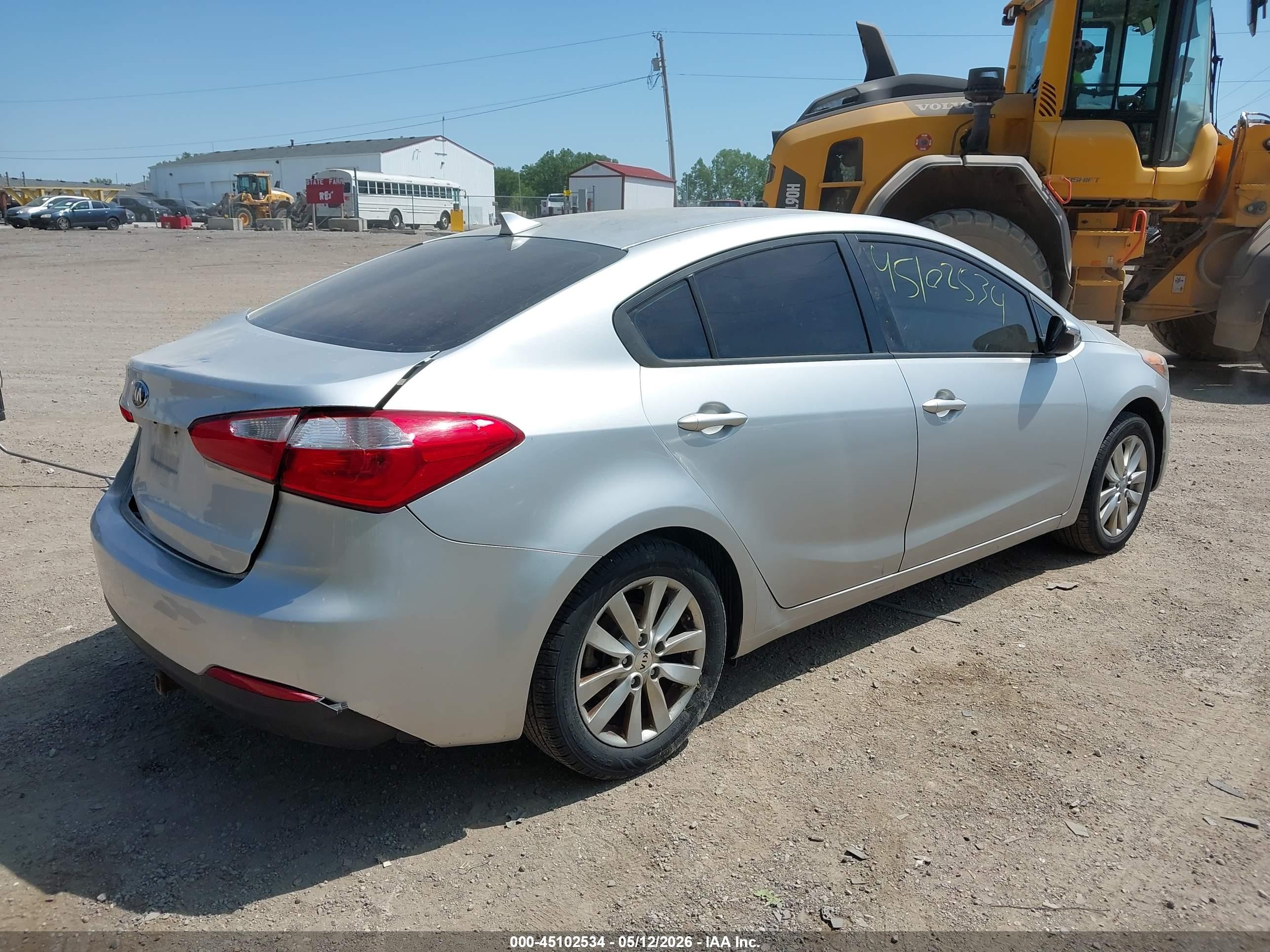 2014 Kia Forte Lx Серебряный vin: KNAFX4A65E5165047