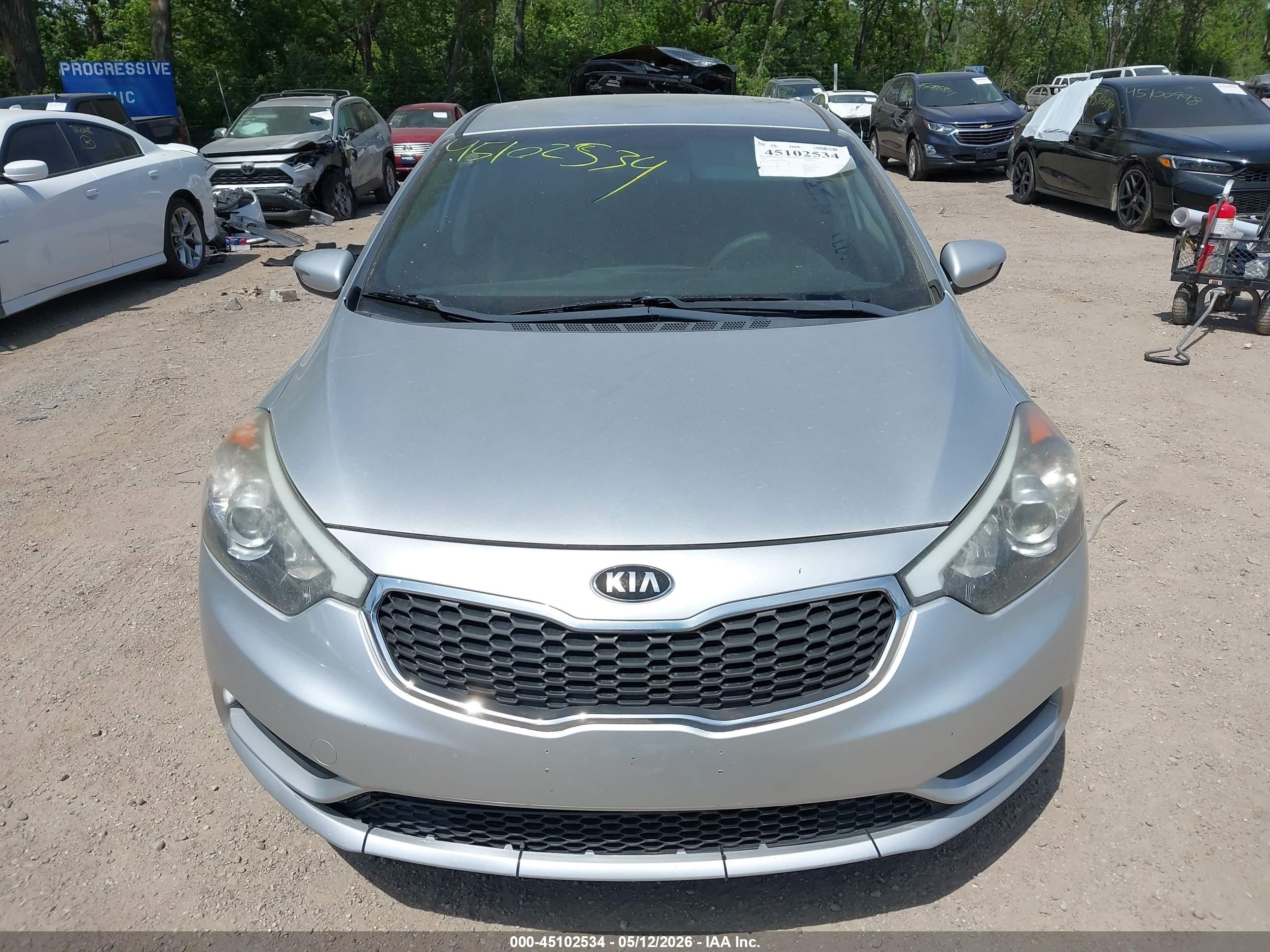 2014 Kia Forte Lx Серебряный vin: KNAFX4A65E5165047
