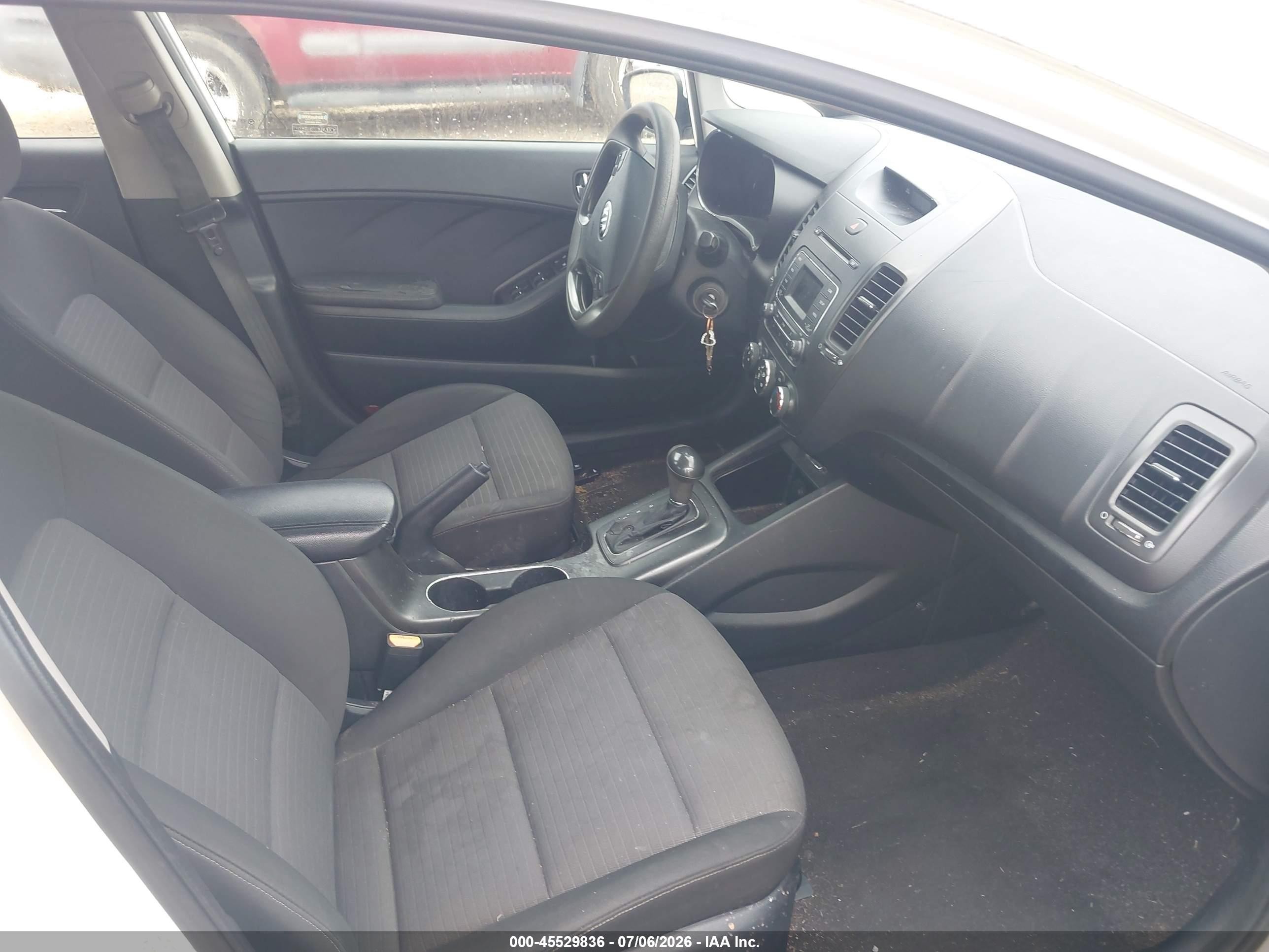 2015 Kia Forte Lx White vin: KNAFX4A65F5352452