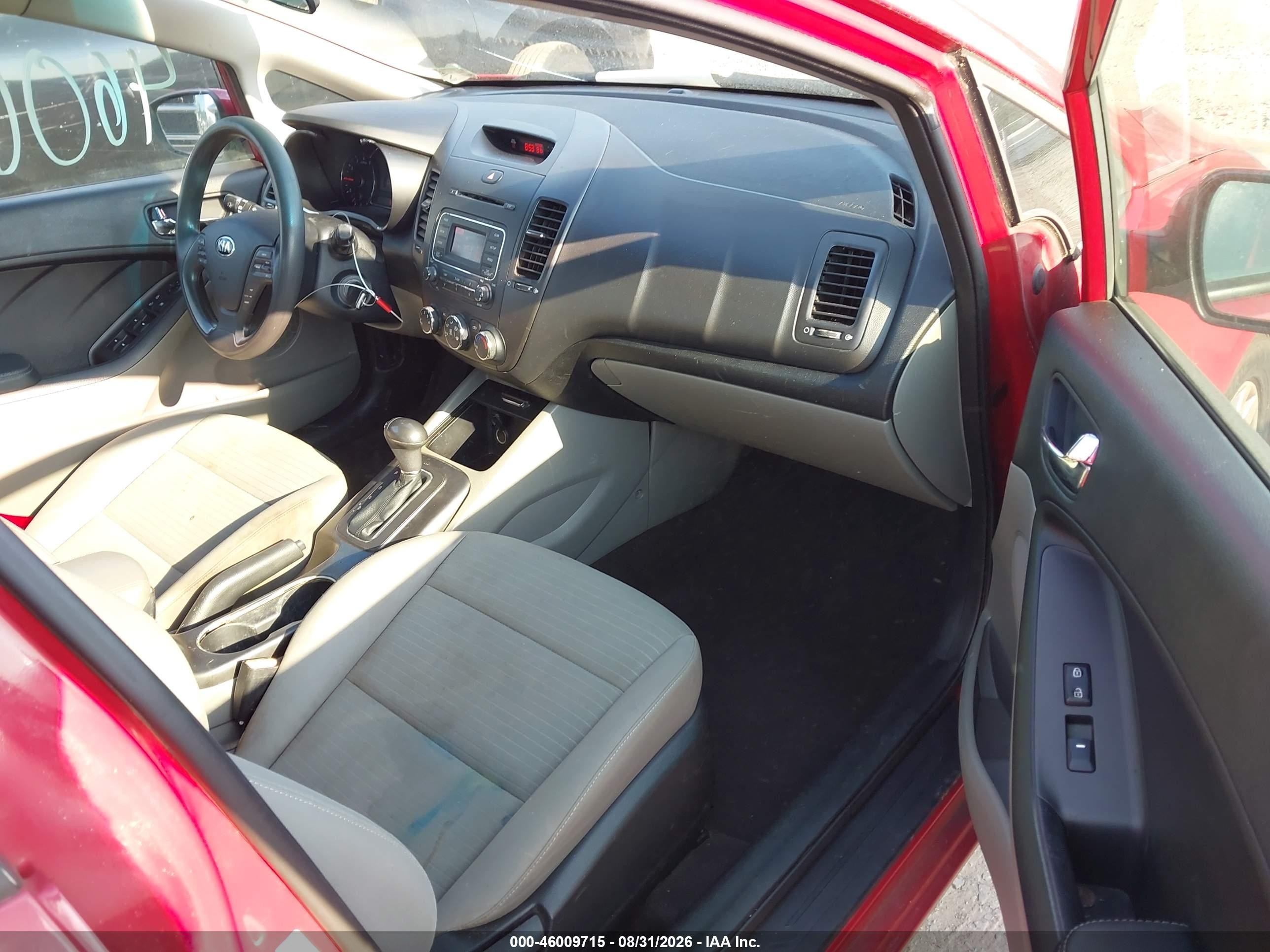 2015 Kia Forte Lx Красный vin: KNAFX4A65F5396533