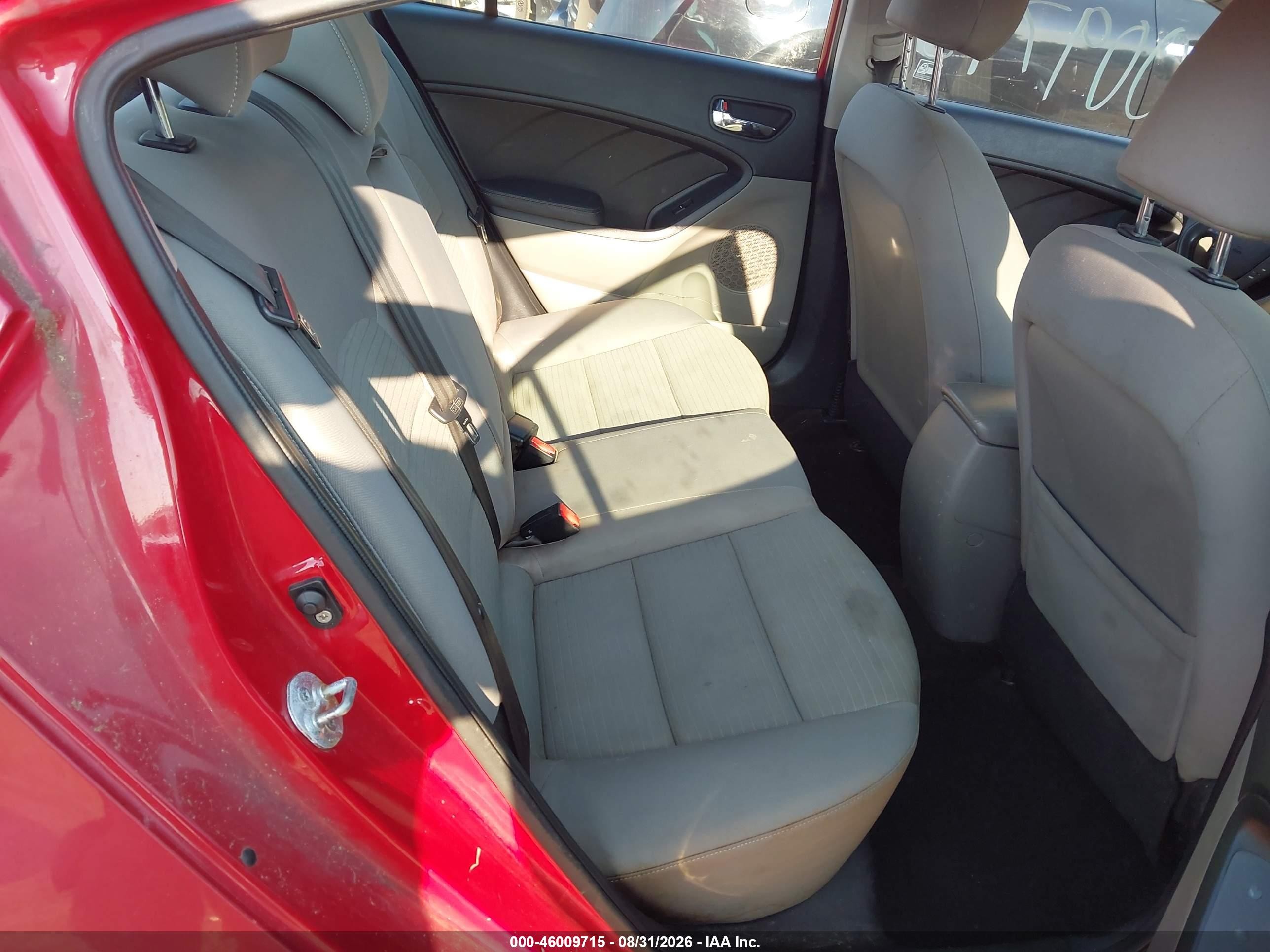 2015 Kia Forte Lx Красный vin: KNAFX4A65F5396533
