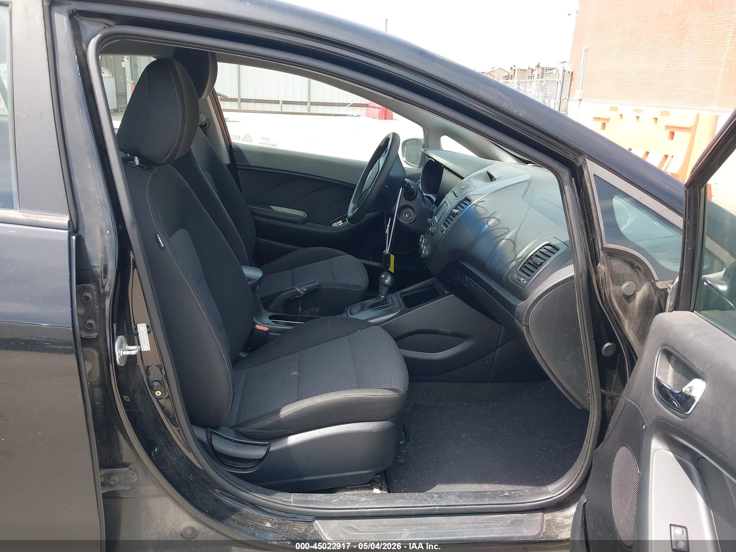 2016 Kia Forte Lx Черный vin: KNAFX4A65G5590559
