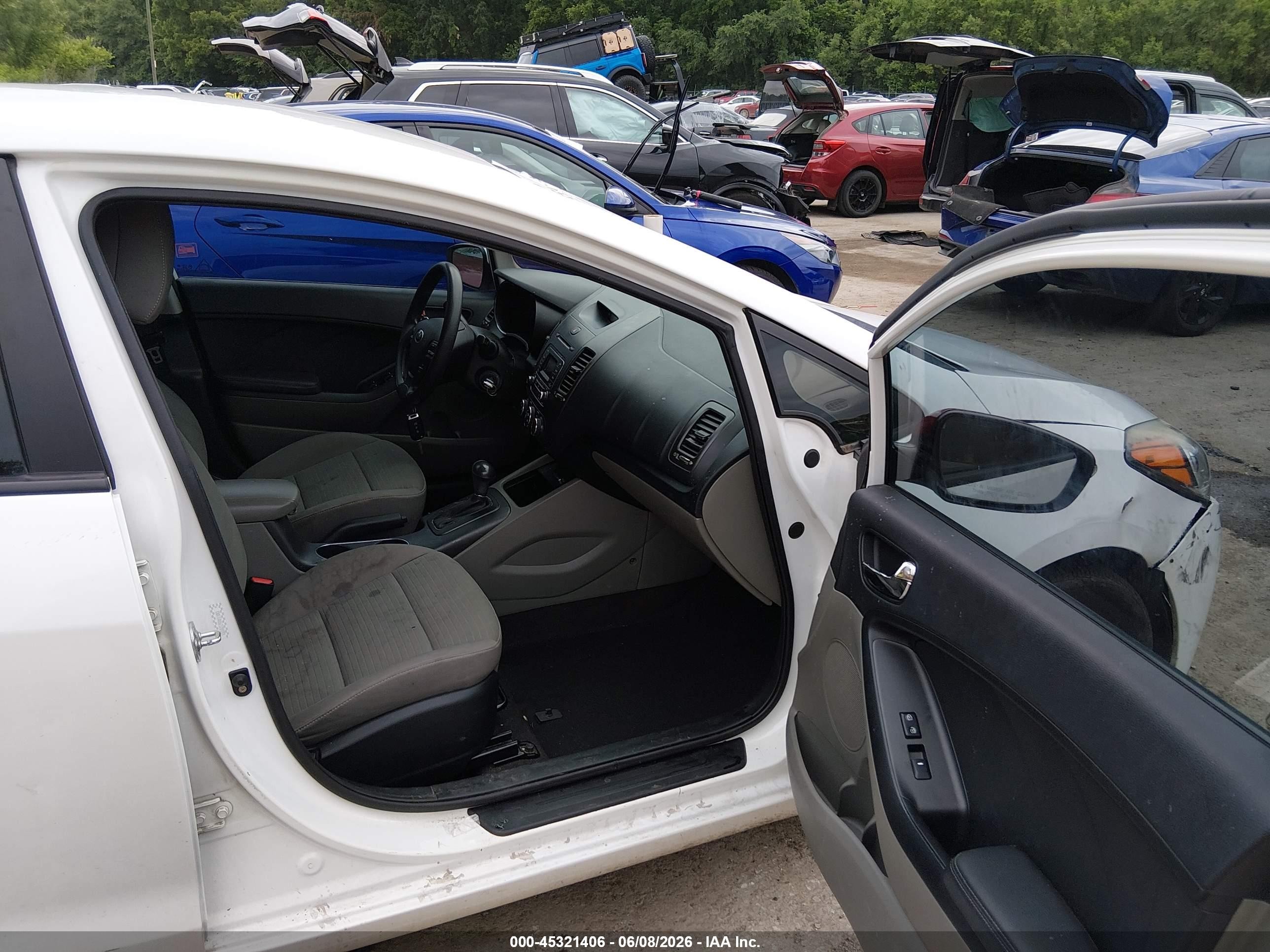 2014 Kia Forte Lx White vin: KNAFX4A66E5209203