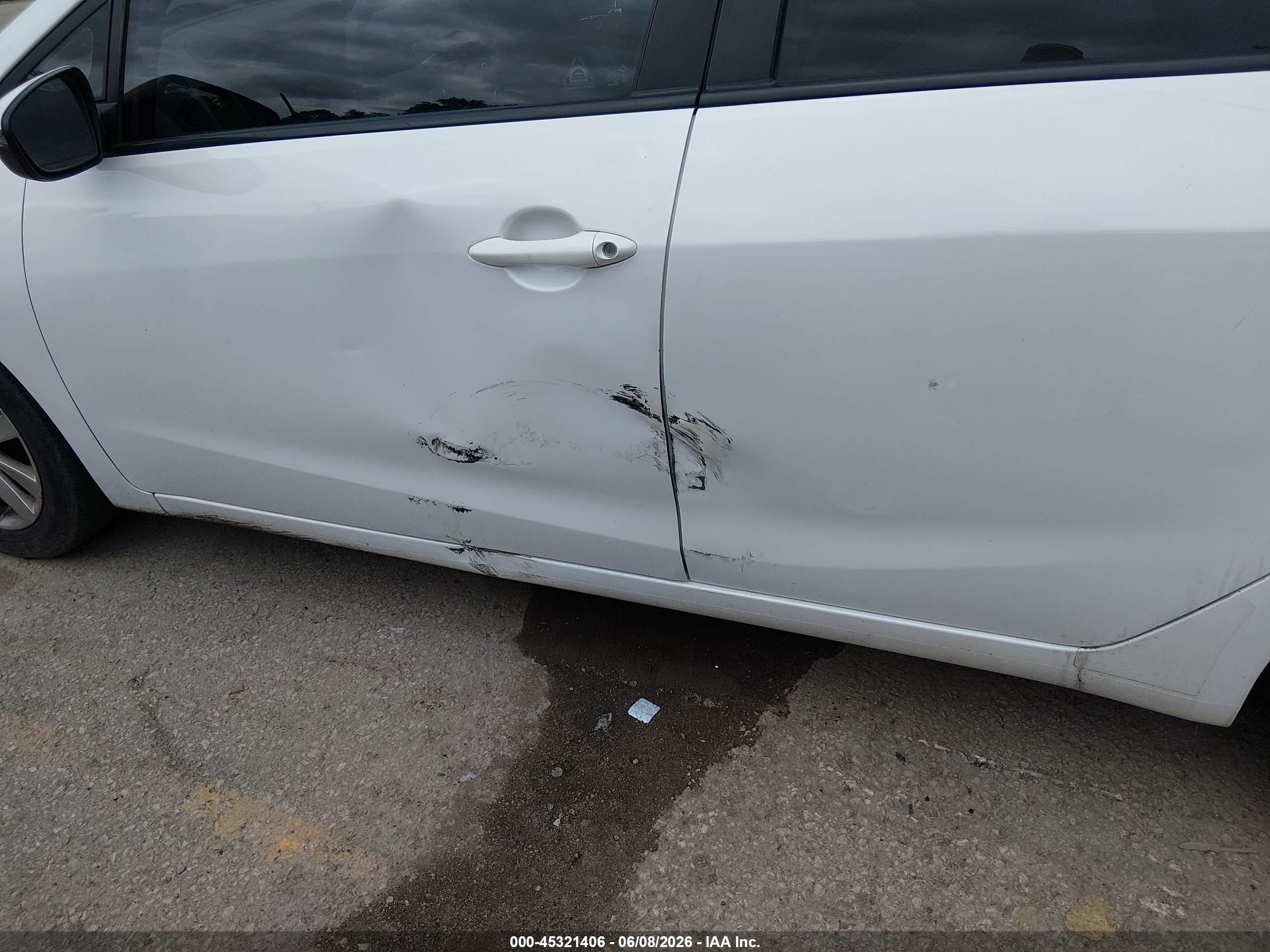 2014 Kia Forte Lx White vin: KNAFX4A66E5209203