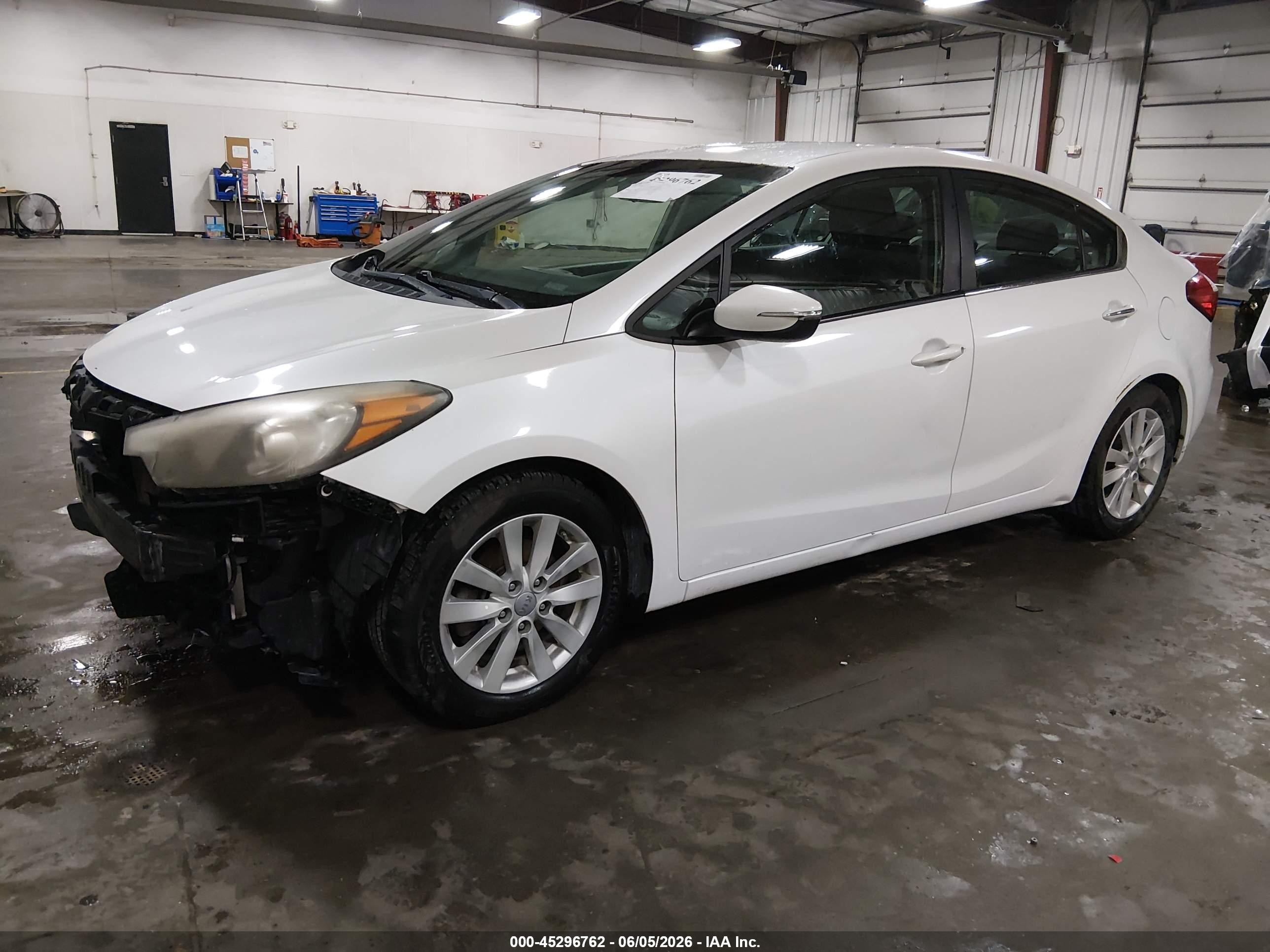 2015 Kia Forte Lx White vin: KNAFX4A66F5398646