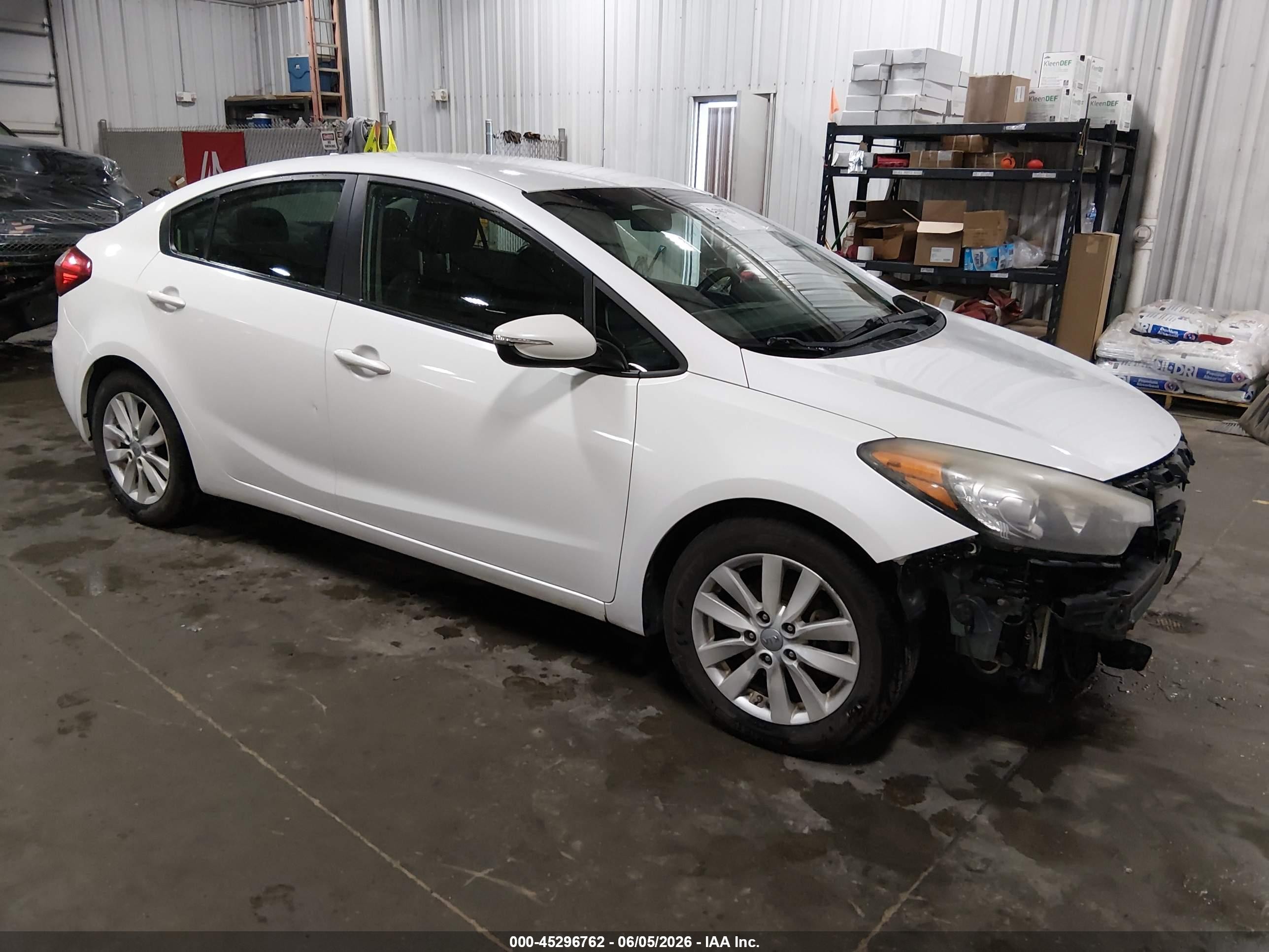 2015 Kia Forte Lx White vin: KNAFX4A66F5398646