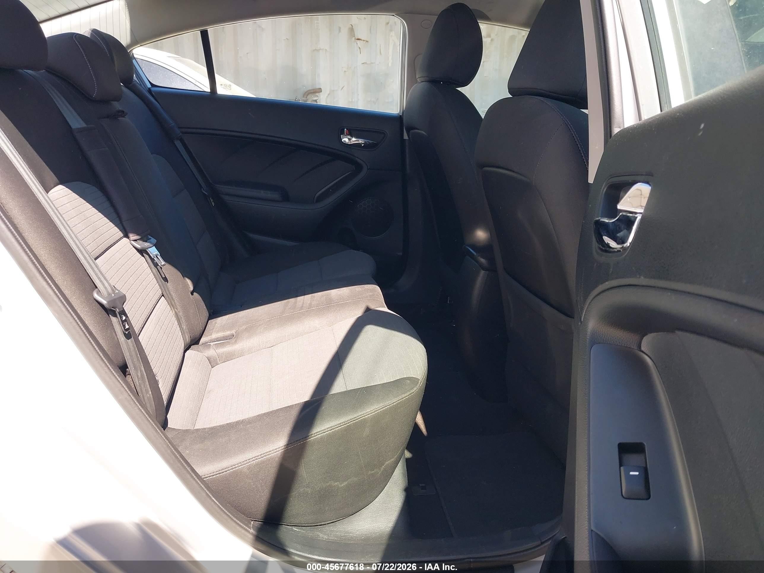 2015 Kia Forte Lx Silver vin: KNAFX4A66F5422265