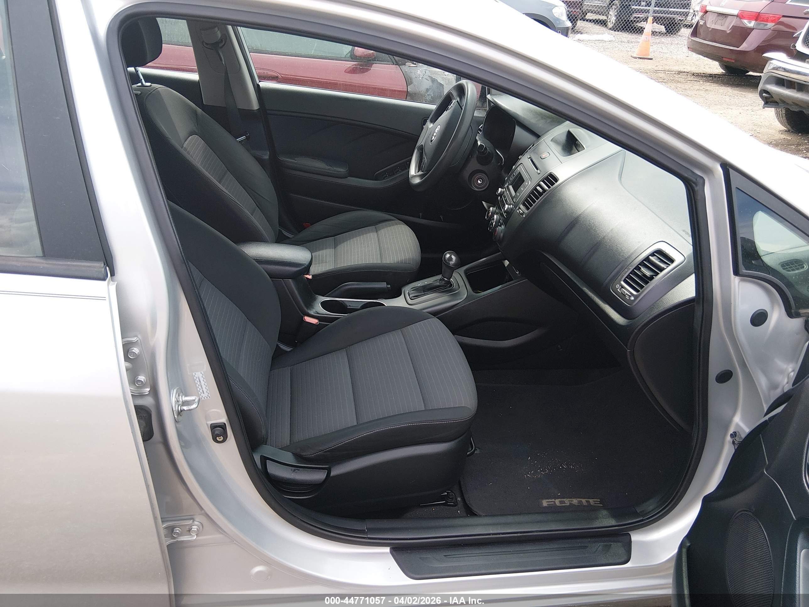 2014 Kia Forte Lx Gray vin: KNAFX4A67E5060221