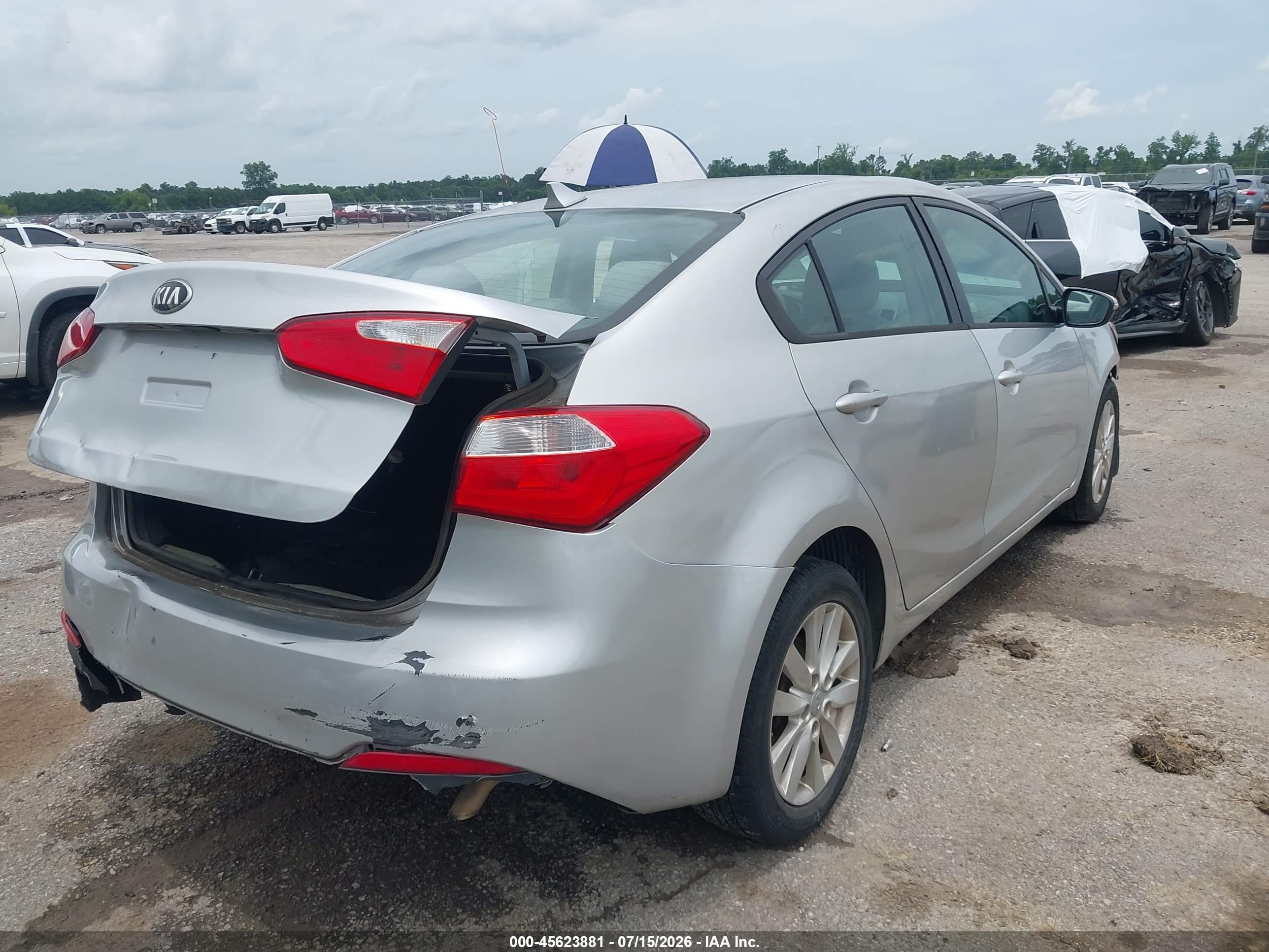 2014 Kia Forte Lx Silver vin: KNAFX4A67E5125990