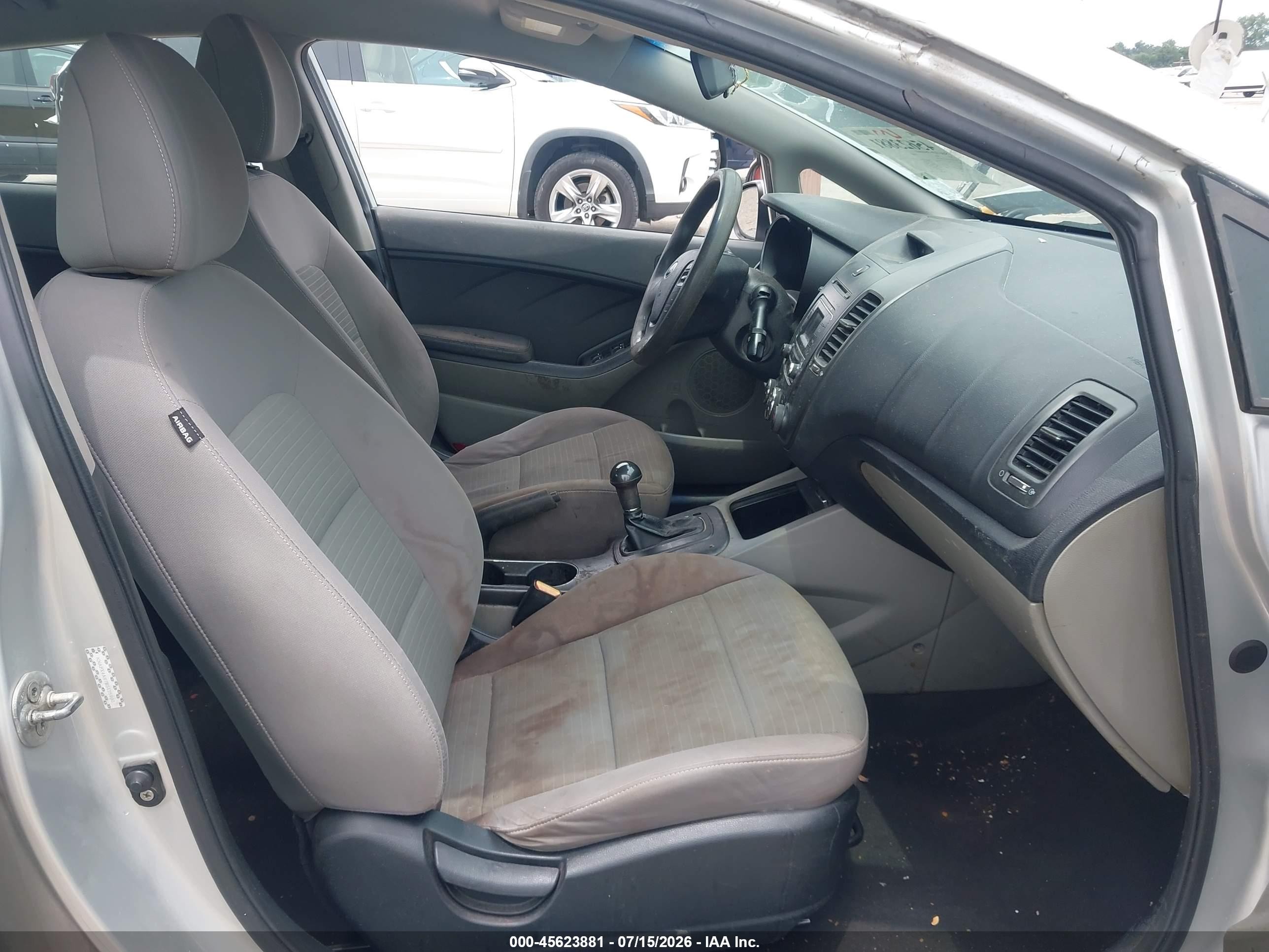 2014 Kia Forte Lx Silver vin: KNAFX4A67E5125990
