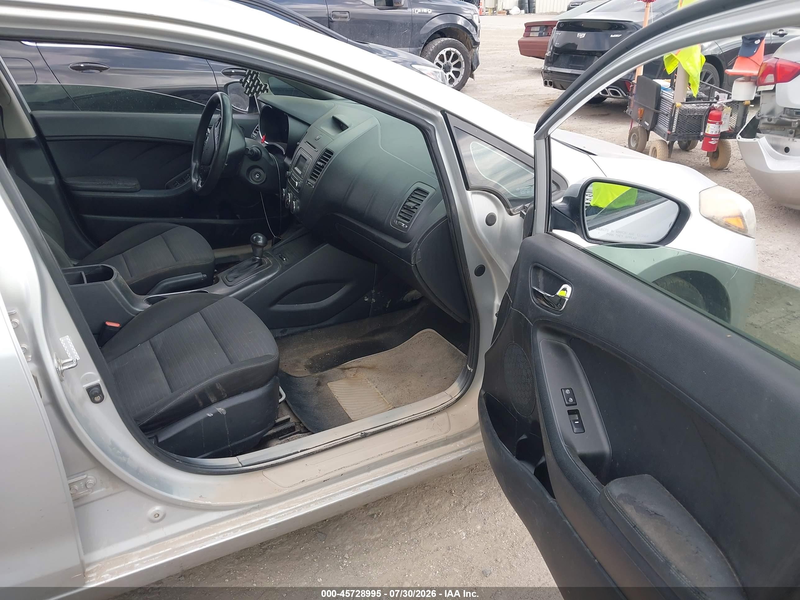 2015 Kia Forte Lx Silver vin: KNAFX4A67F5330467