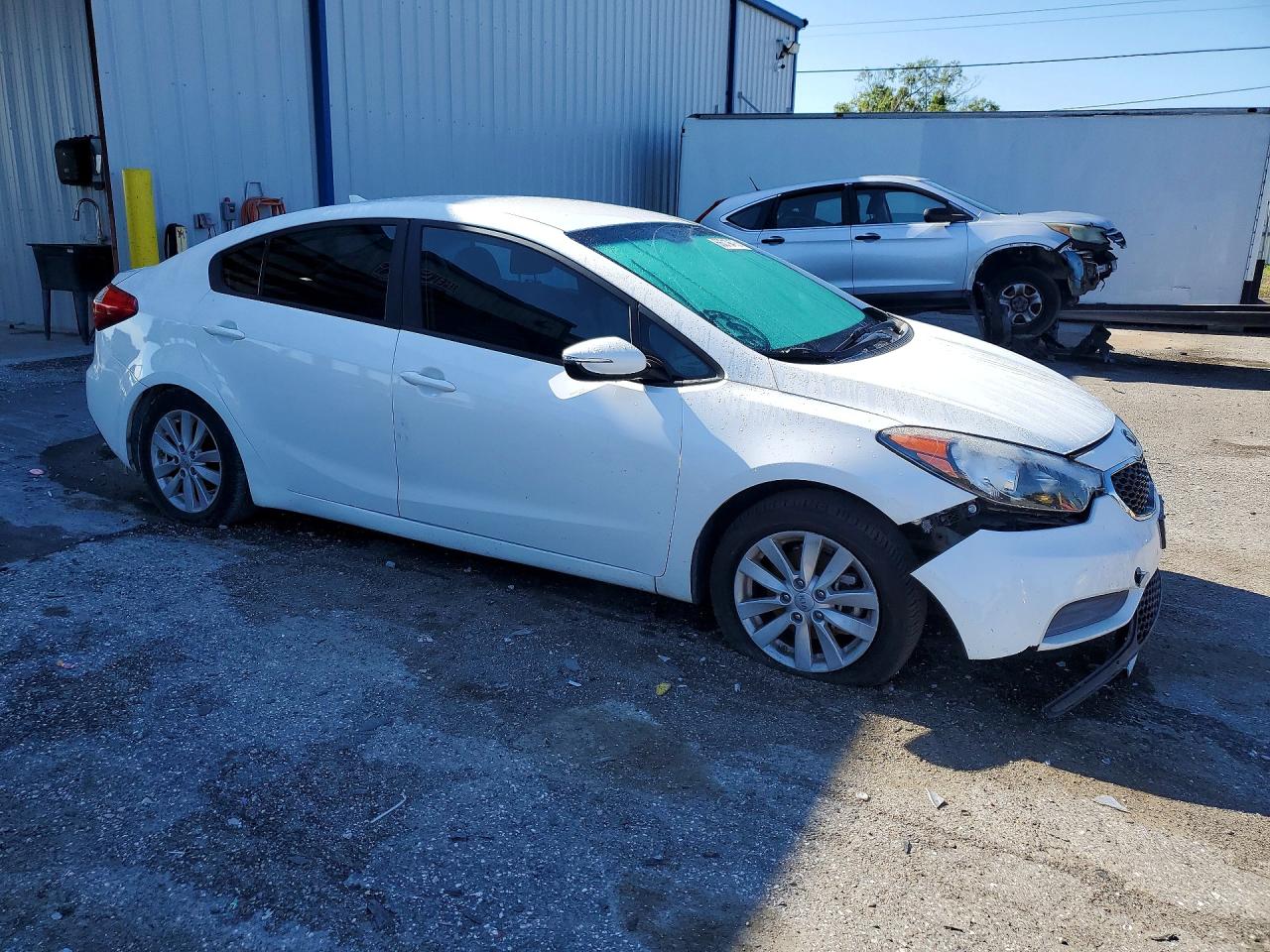 2015 Kia Forte Lx White vin: KNAFX4A67F5382813