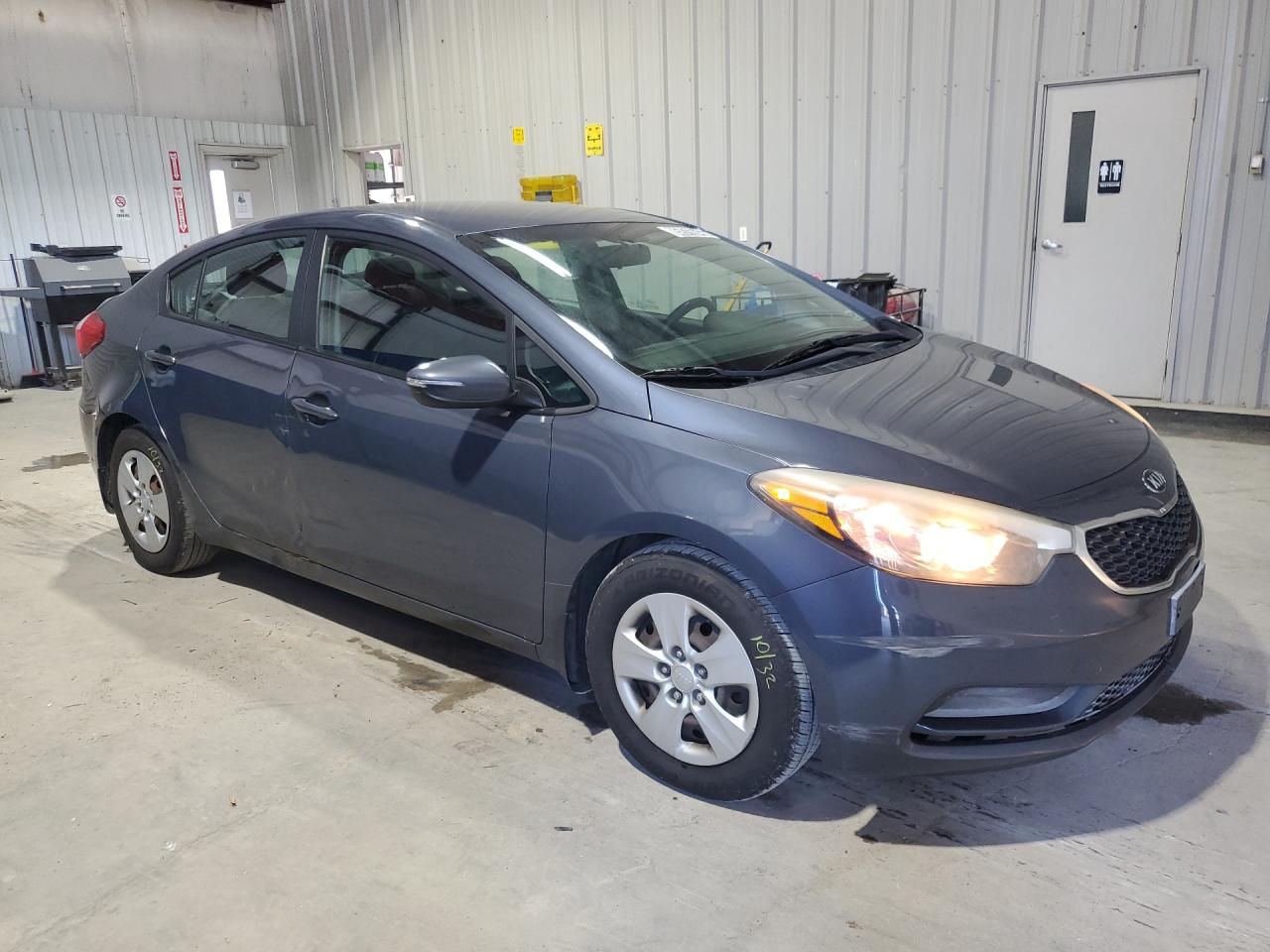 2015 Kia Forte Lx Blue vin: KNAFX4A67F5423148 Damage: Right Front Door, Dent(S) W/ Paint Dmg, 3 To 4 Inches