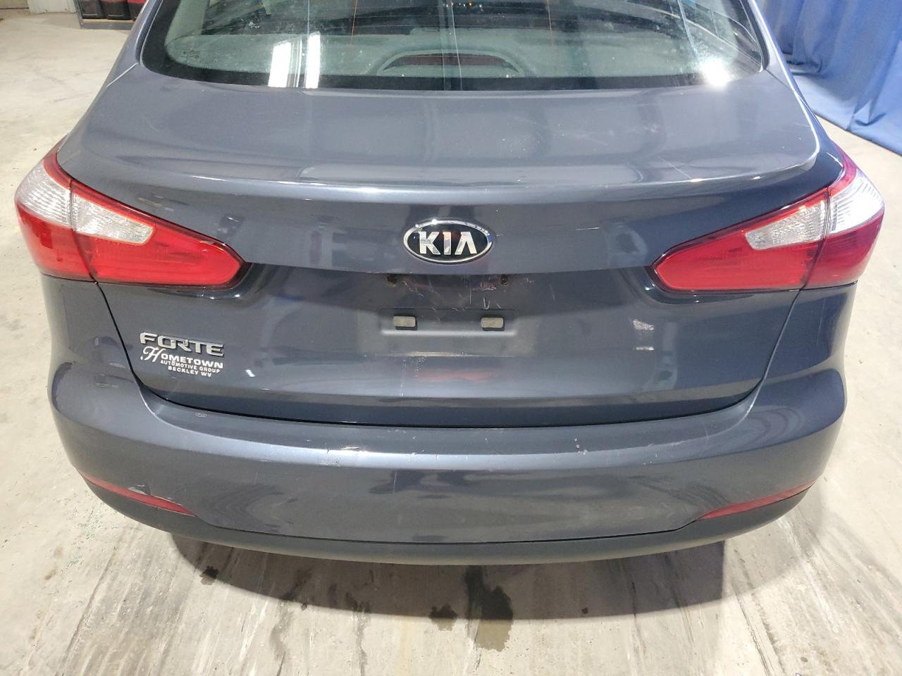 2015 Kia Forte Lx Blue vin: KNAFX4A67F5423148 Damage: Rear Bumper, Heavy Scratch, > 12 Inches