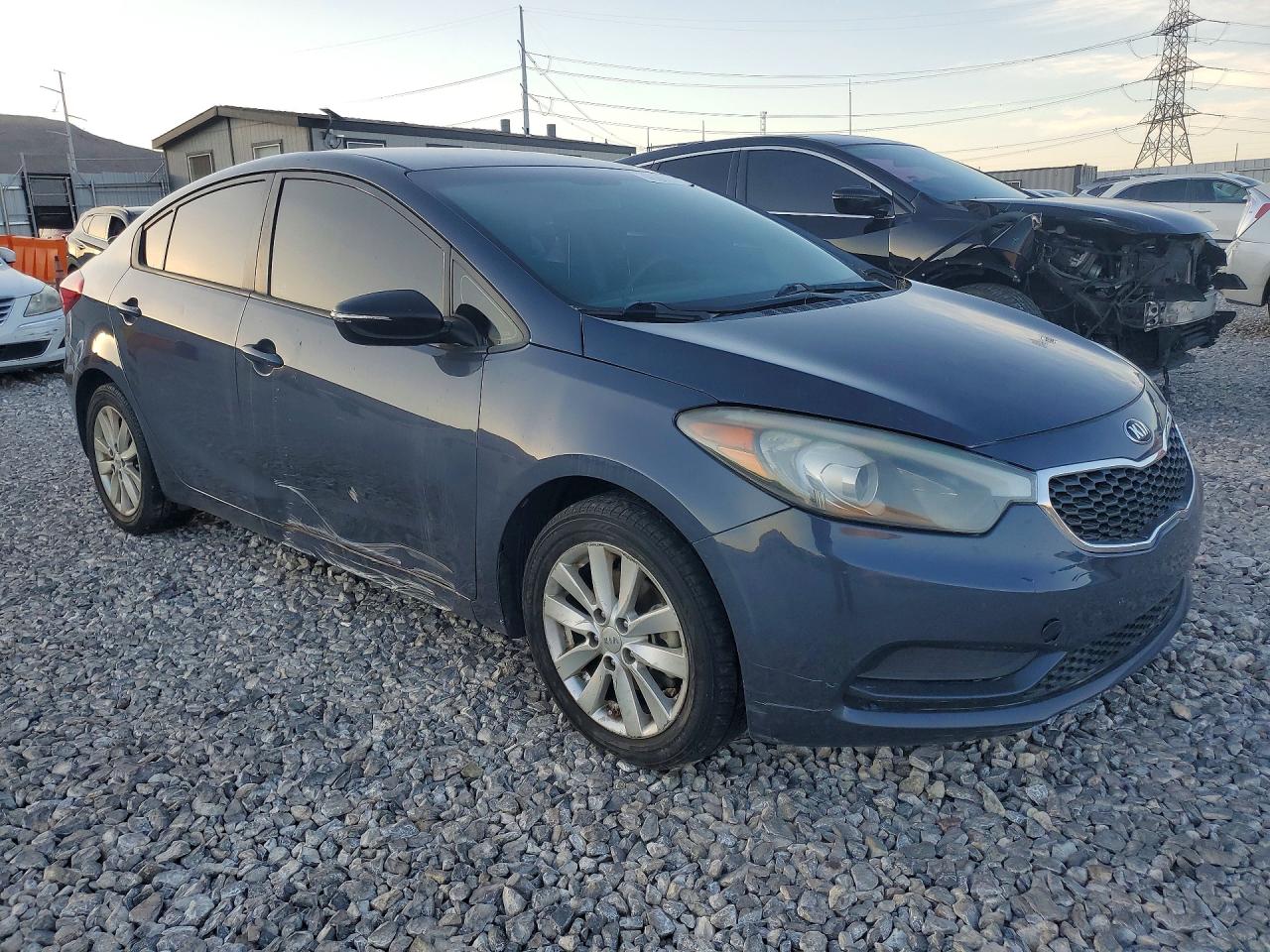 2014 Kia Forte Lx Синий vin: KNAFX4A68E5063399