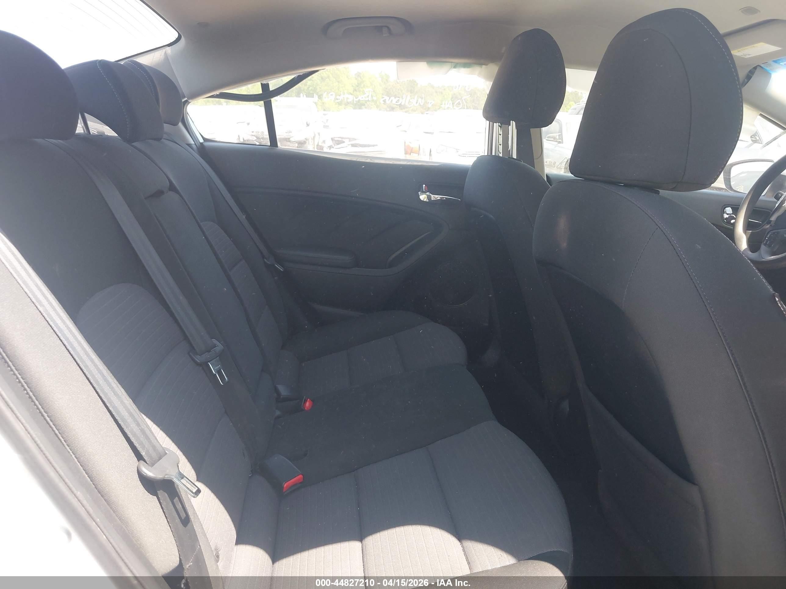 2014 Kia Forte Lx Silver vin: KNAFX4A68E5079313