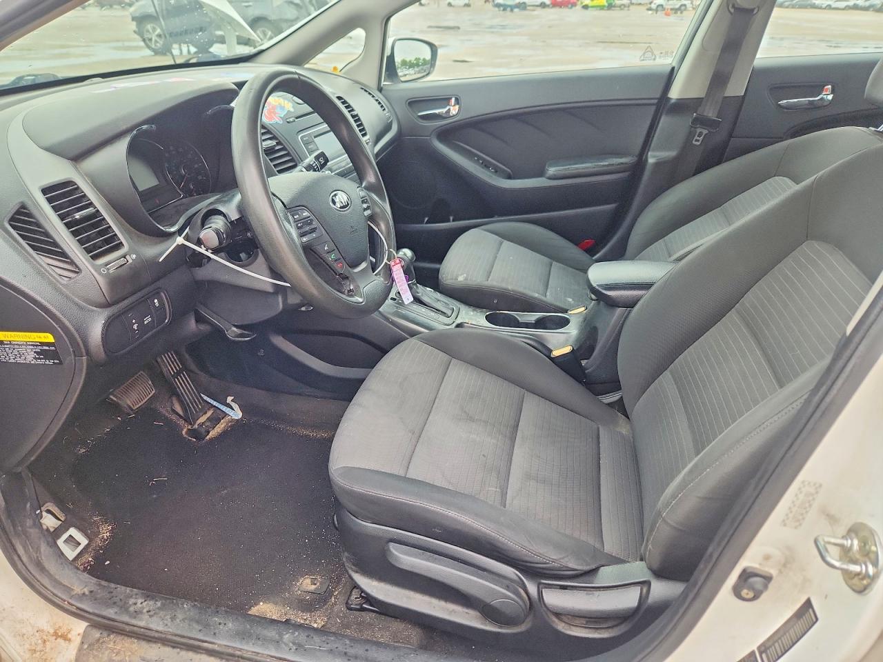 2015 Kia Forte Lx Белый vin: KNAFX4A68F5355829