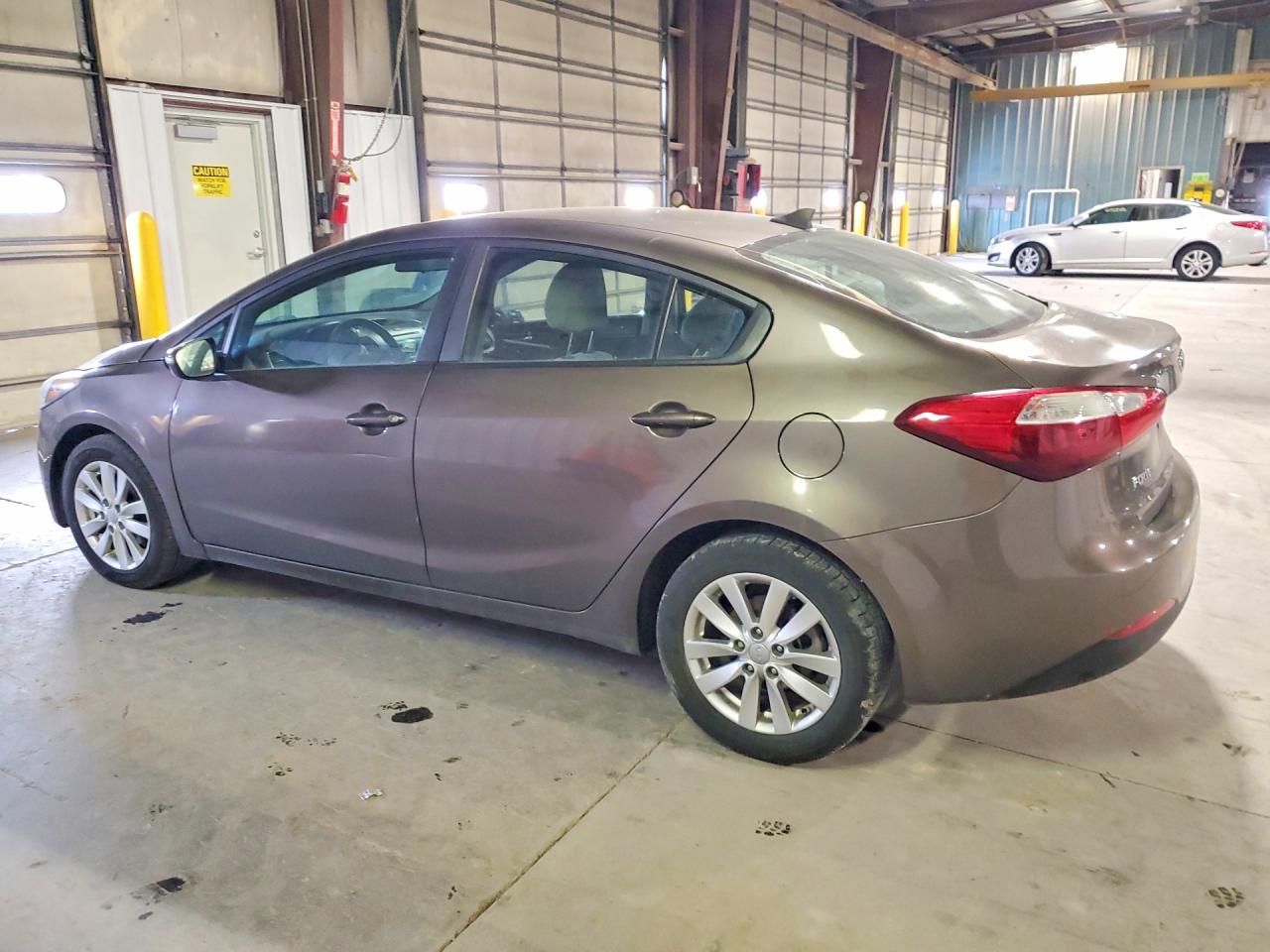 2014 Kia Forte Lx Tan vin: KNAFX4A69E5208420