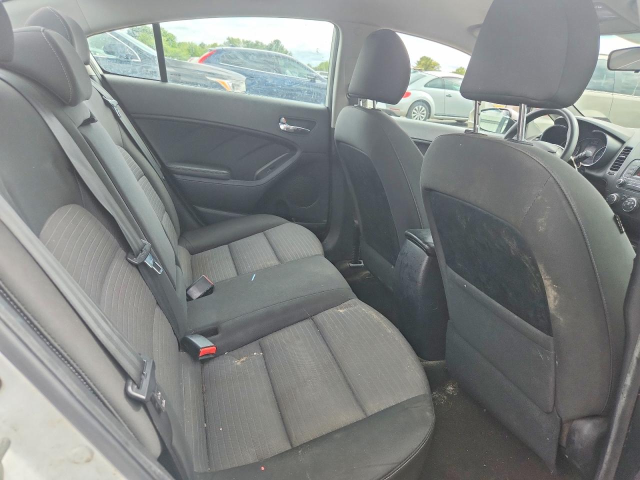 2015 Kia Forte Lx White vin: KNAFX4A69F5306252